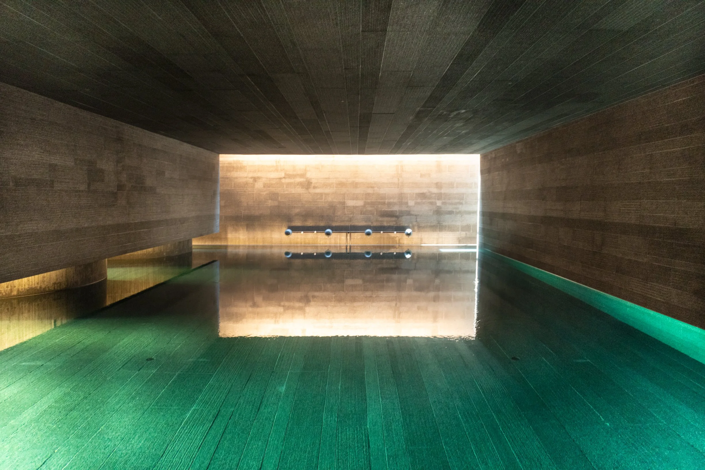 Blanche-Piscine-©-Manny-Seguin (1).jpg