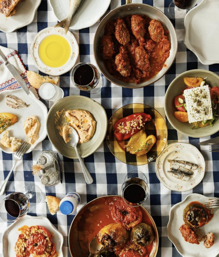 SUPERGREC, LA NOUVELLE TAVERNA GRECQUE QUI VA FAIRE PARLER D’ELLE