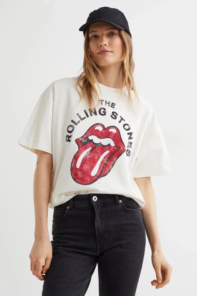 Les T-Shirts à messages, toujours un must!