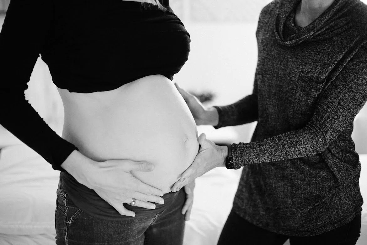 What is Round Ligament Pain? Understanding Symptoms, Anatomy, and Treatment Options