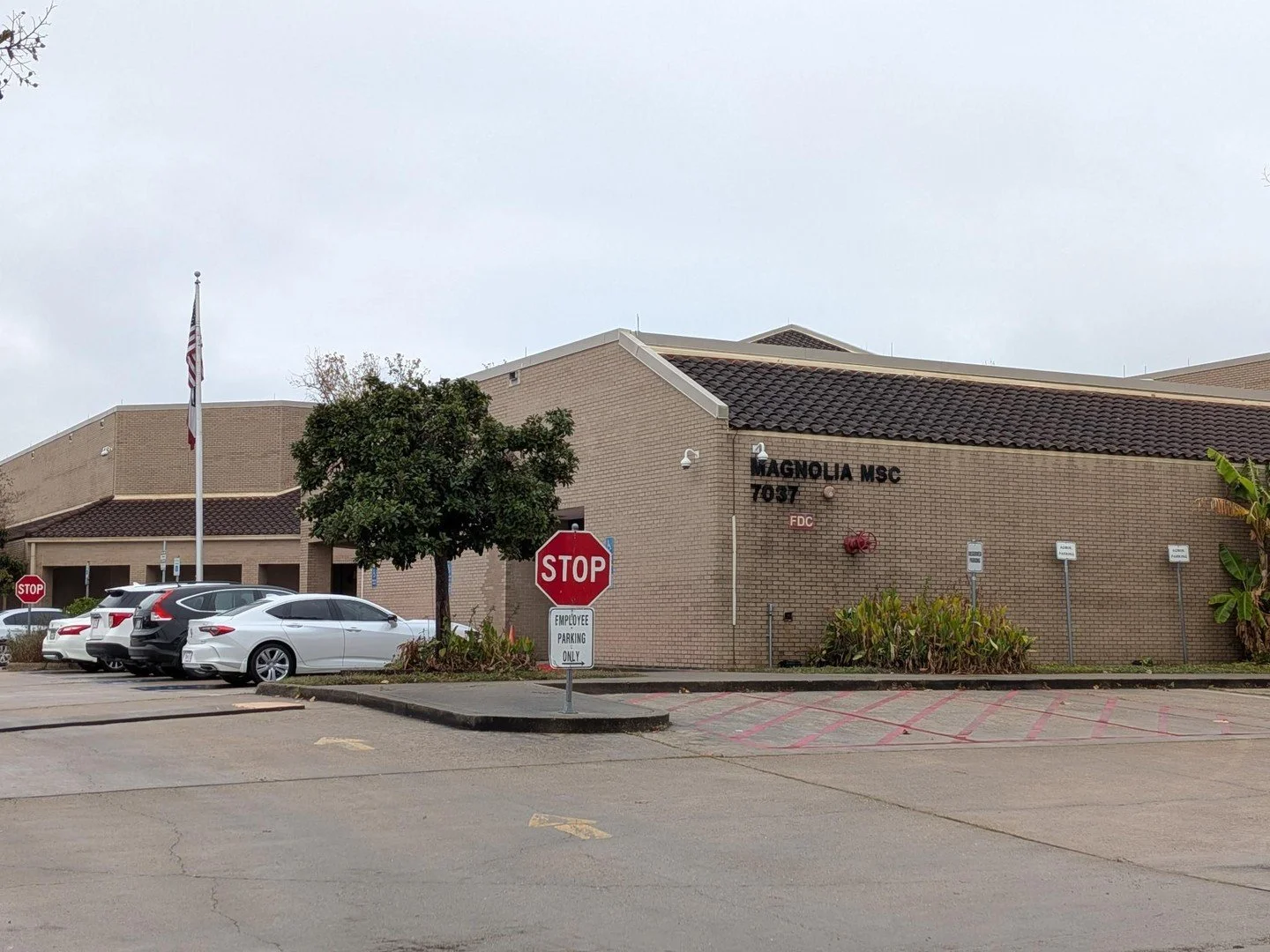 COLD WEATHER WARNING: The Magnolia Multi-Service Center (7037 Capitol St) will be open as a warming center Saturday-Tuesday for those who need it. While open, the center will accept donations of blankets, socks, &amp; other warm clothes. Keep each ot