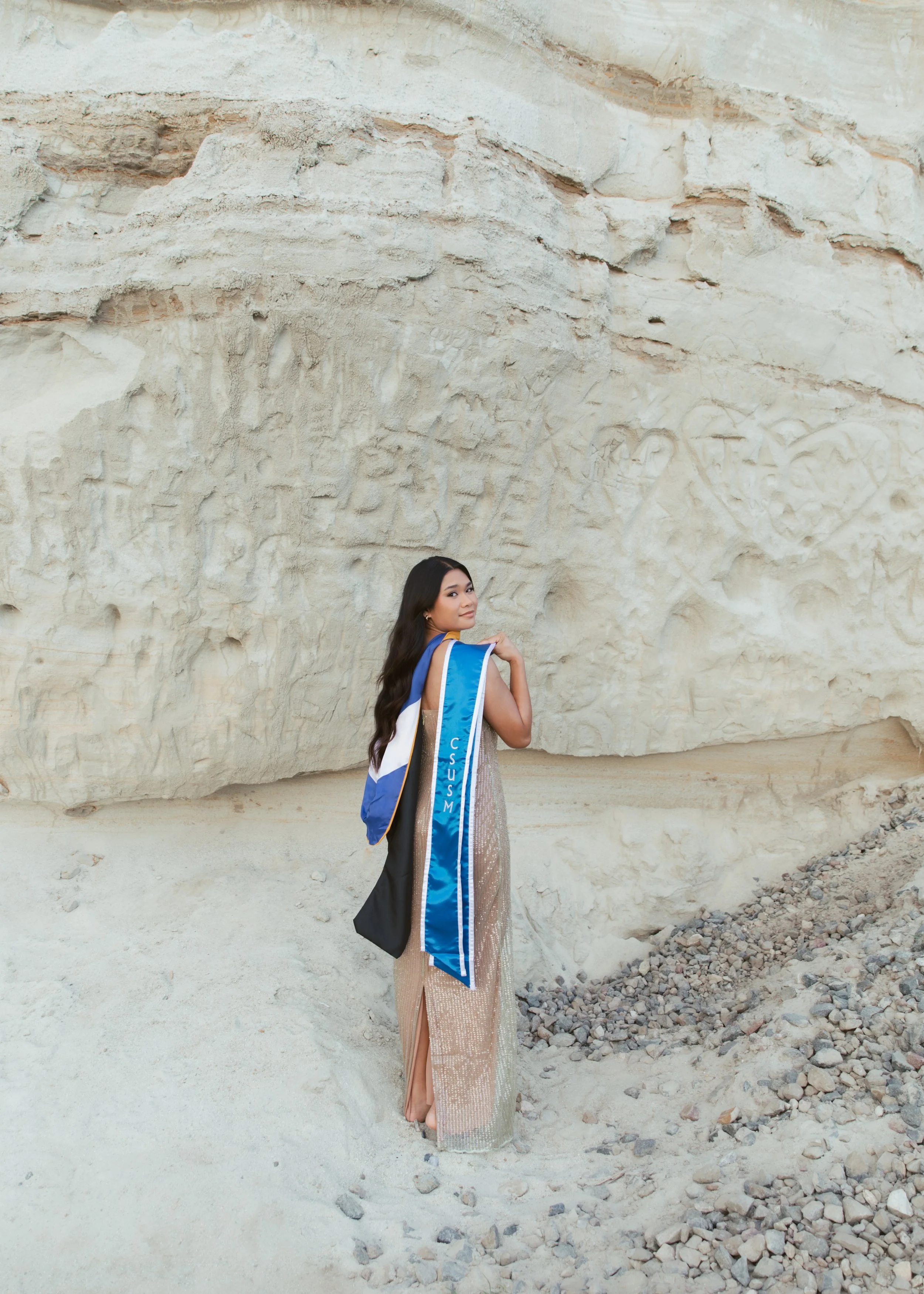 graduation photos in orange county california.jpg