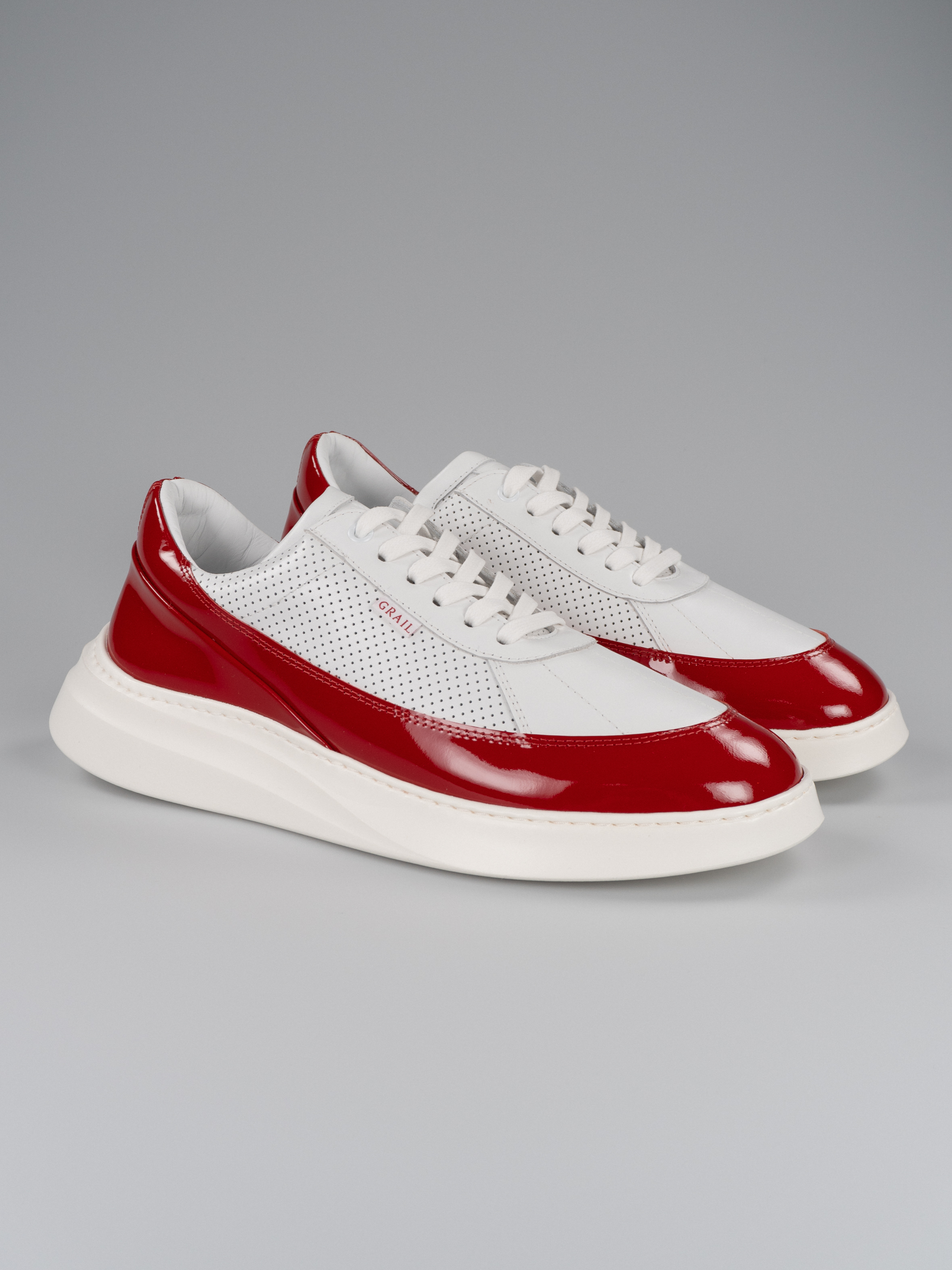 Showman  (Adrenaline Red)