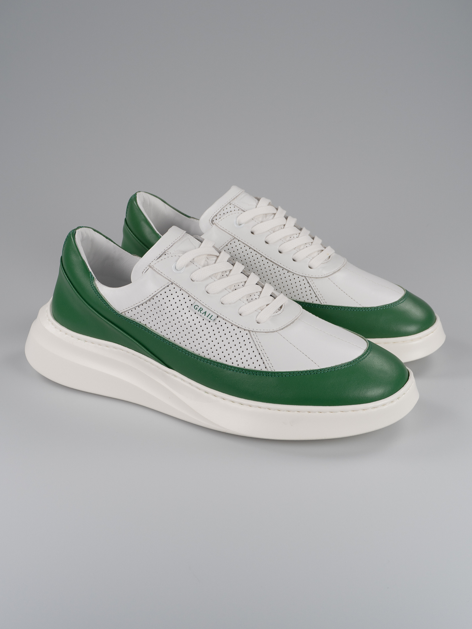 Showman  (Mountain Green)