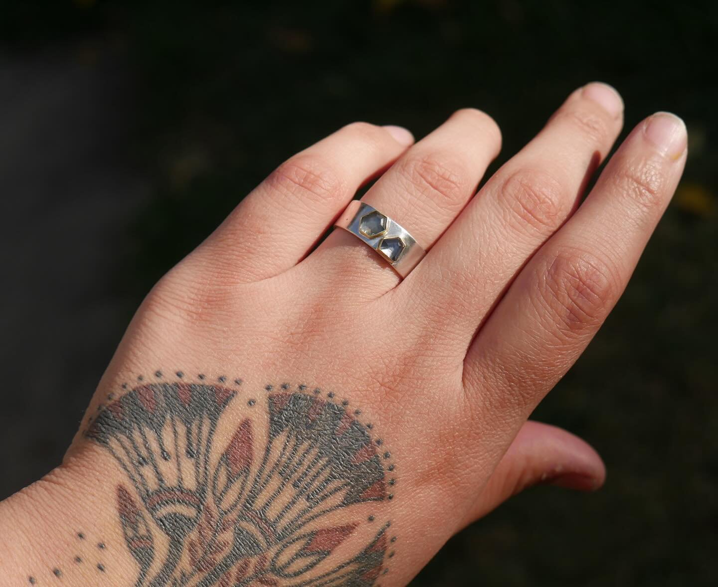 Unique stones remind us to be accepting of all the unique facets of yourself that make you you 💎 come together and make something beautiful of your existence ✨ natural sapphires in silver and 18k yellow gold. this ring is Available on my site or by 