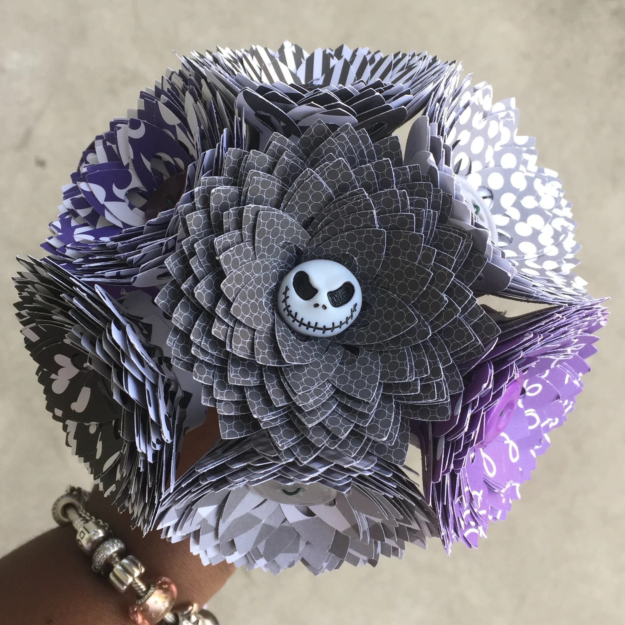nightmare-before-christmas-paper-bouquet_38332953282_o.jpg