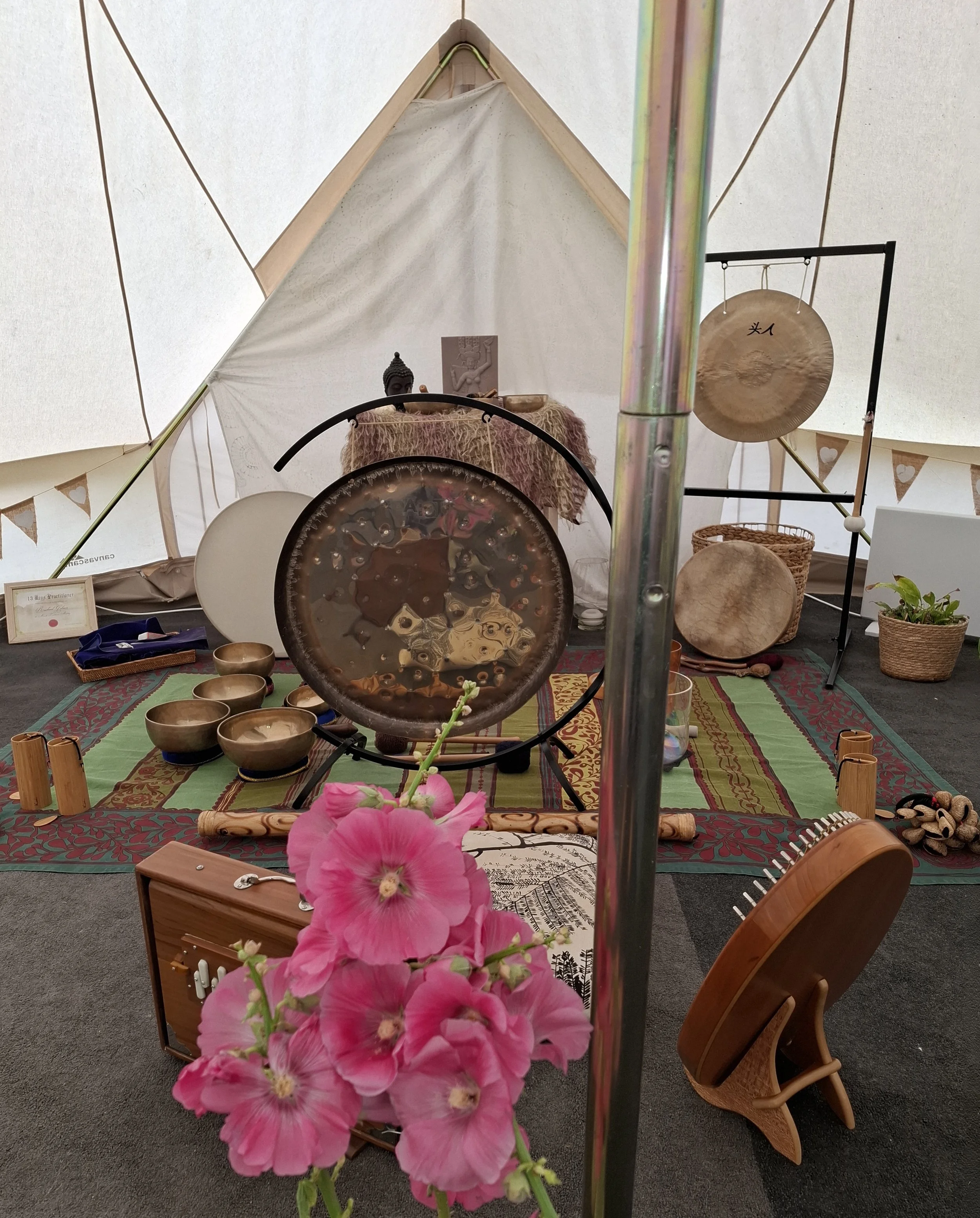 sound-healing-for-girls-weekend-relaxing-getaway