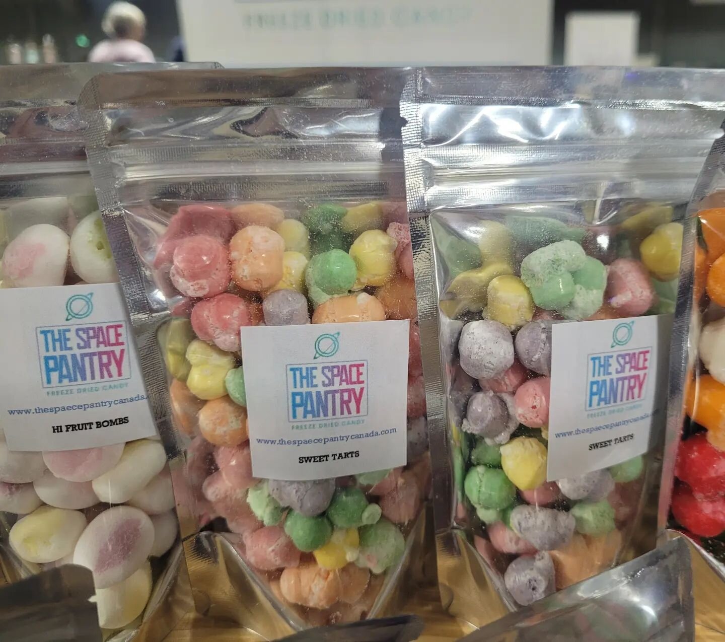 Trying a new item ! Freeze dried Sweet Tarts ! Light , airy , melts in your mouth 😍. In stock now at the Okotoks Spring Fling today and tomorrow! 
@okotoksmarketsquare

#sweettooth #airdrie #airdriebusiness #yyc #candystore #treats #candy #peeps #fr