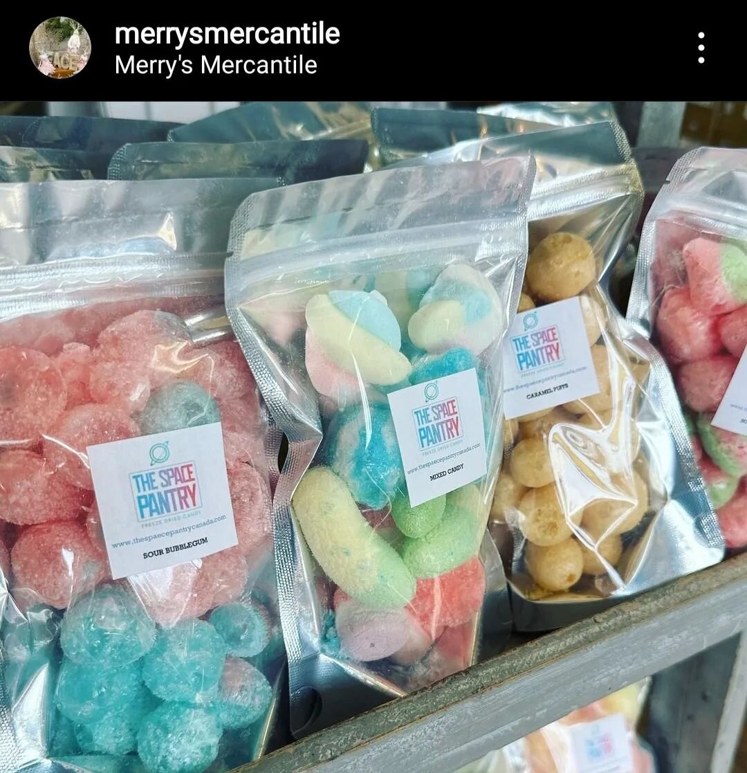 Restocked of our yummy treats at @merrysmercantile !! Located in Bentley. Minutes away from Gull lake so make sure you stop by this amazing shop when you are out enjoying the sun 🌞 

#sweettooth #airdrie #airdriebusiness #yyc #candystore #treats #ca