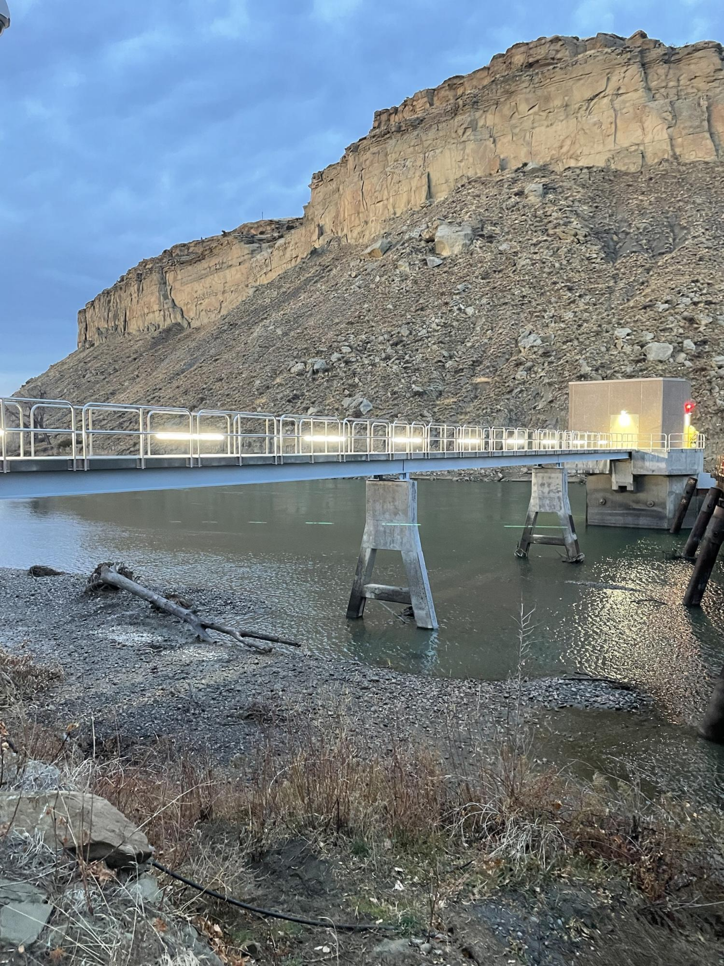 Catwalk Lighting.png