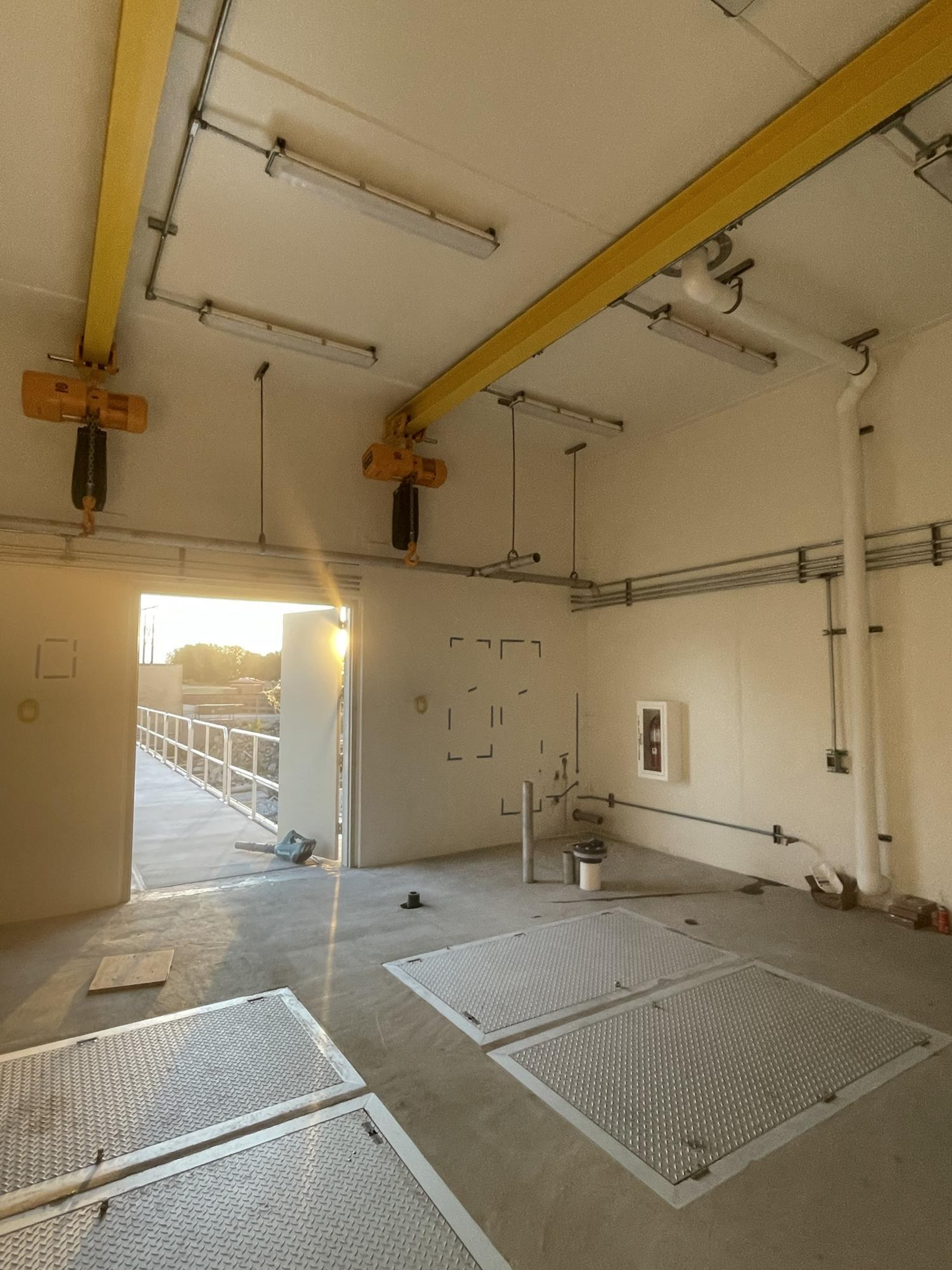 Intake Lifting Beams.png