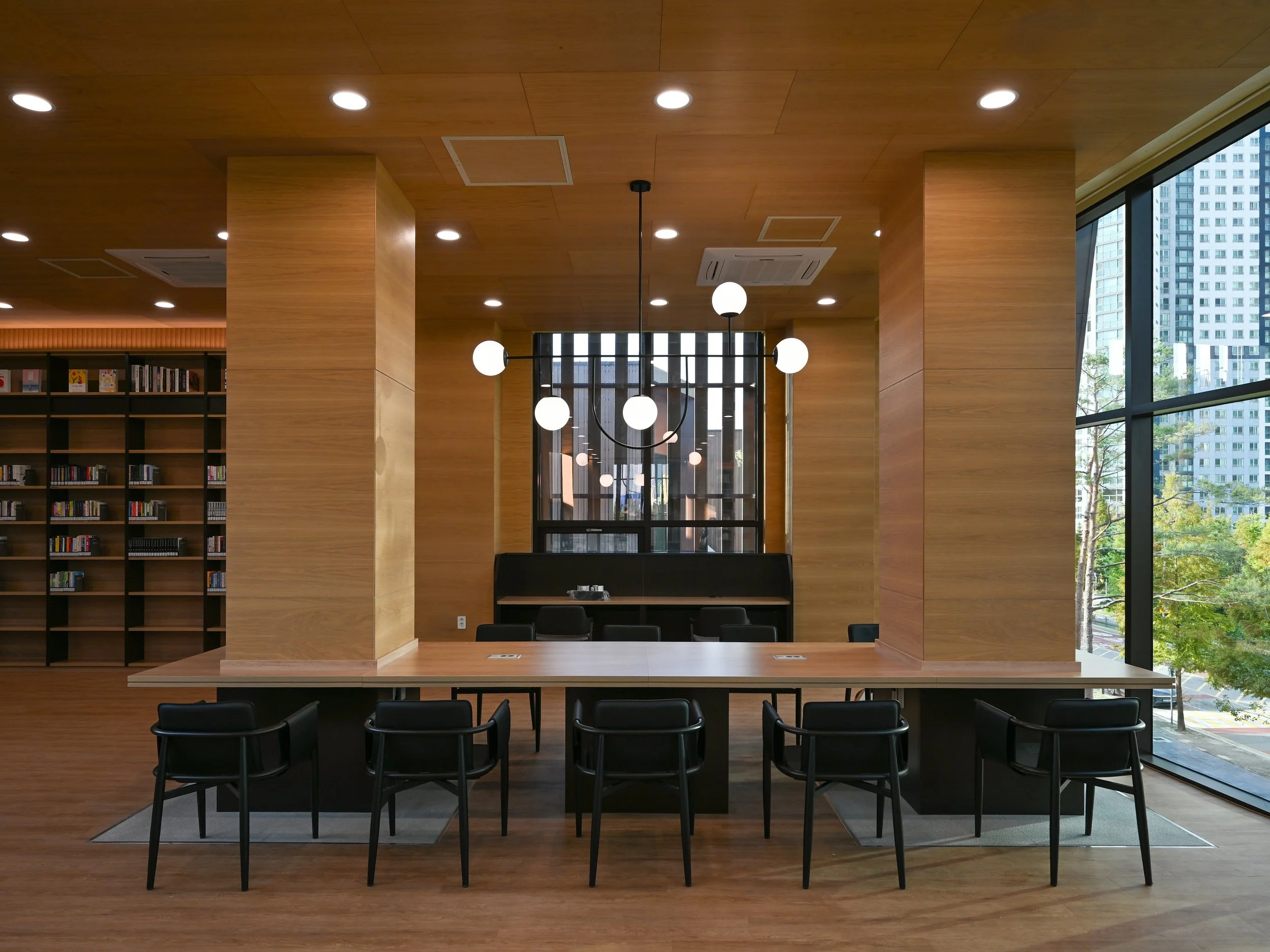 Criss-cross Library_24.jpg