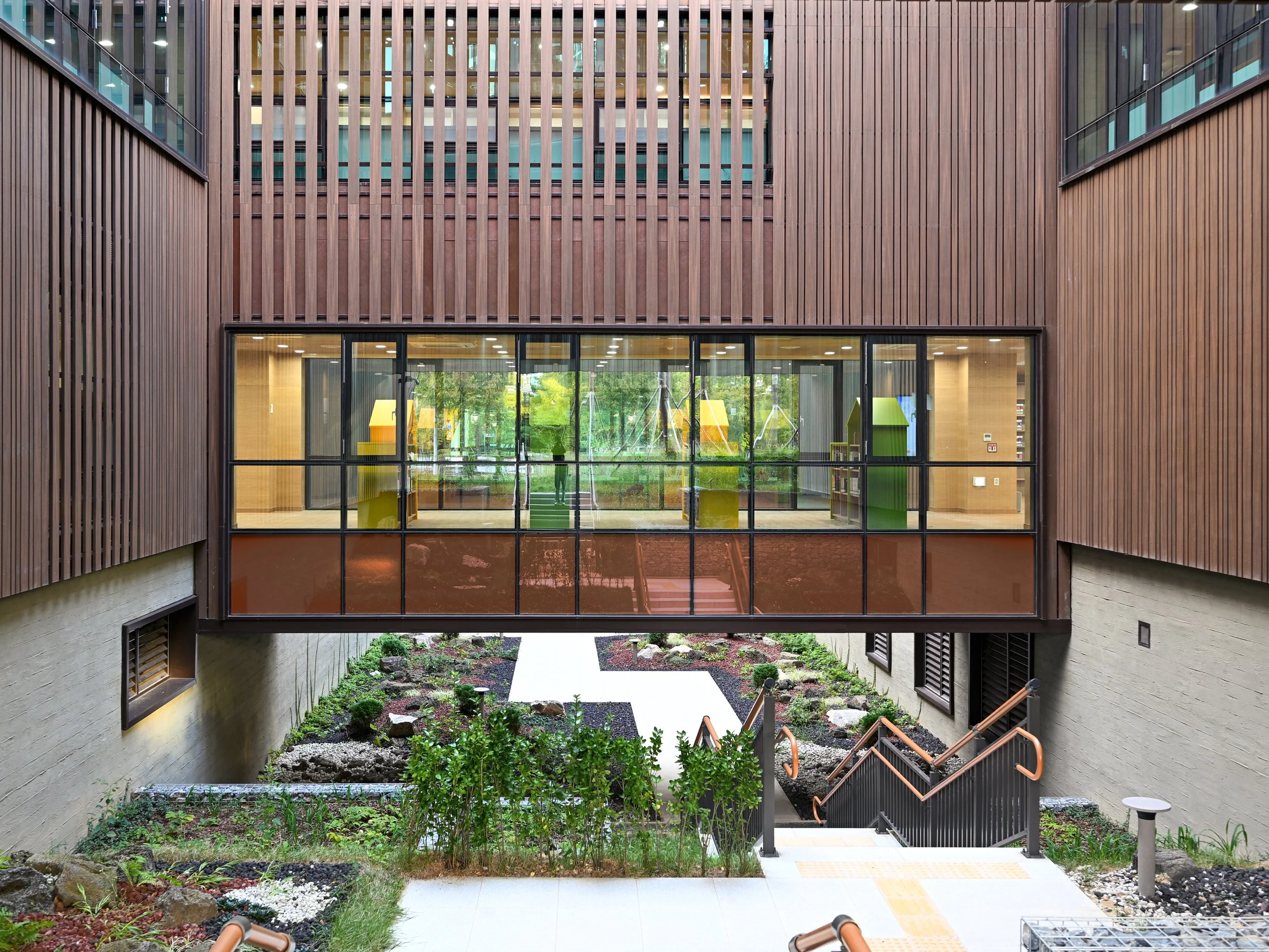 Criss-cross Library_31.jpg