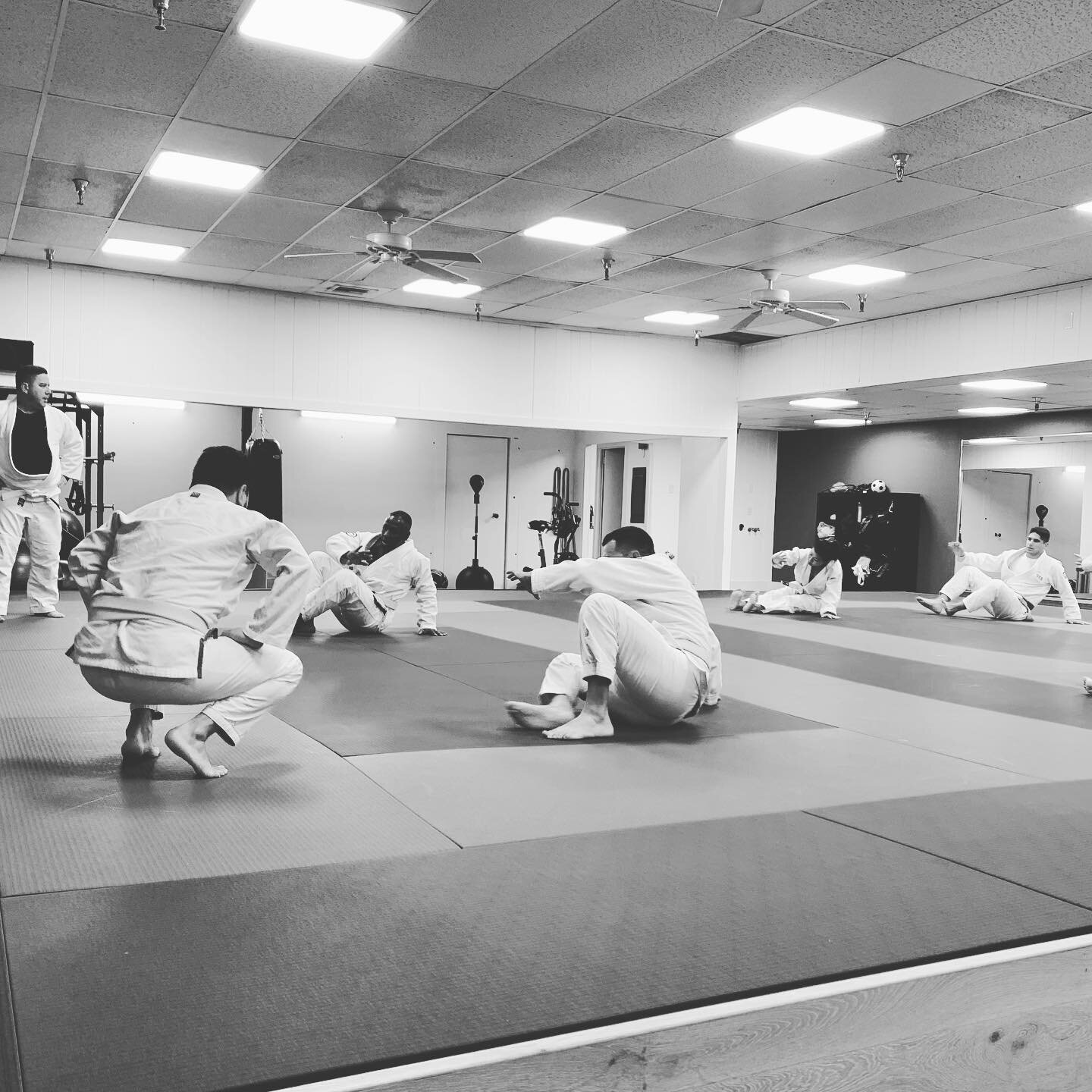 White belts only class 6-7 PM&hellip;. Every Monday, Tuesday and Thursday 👊🏽💪🏽