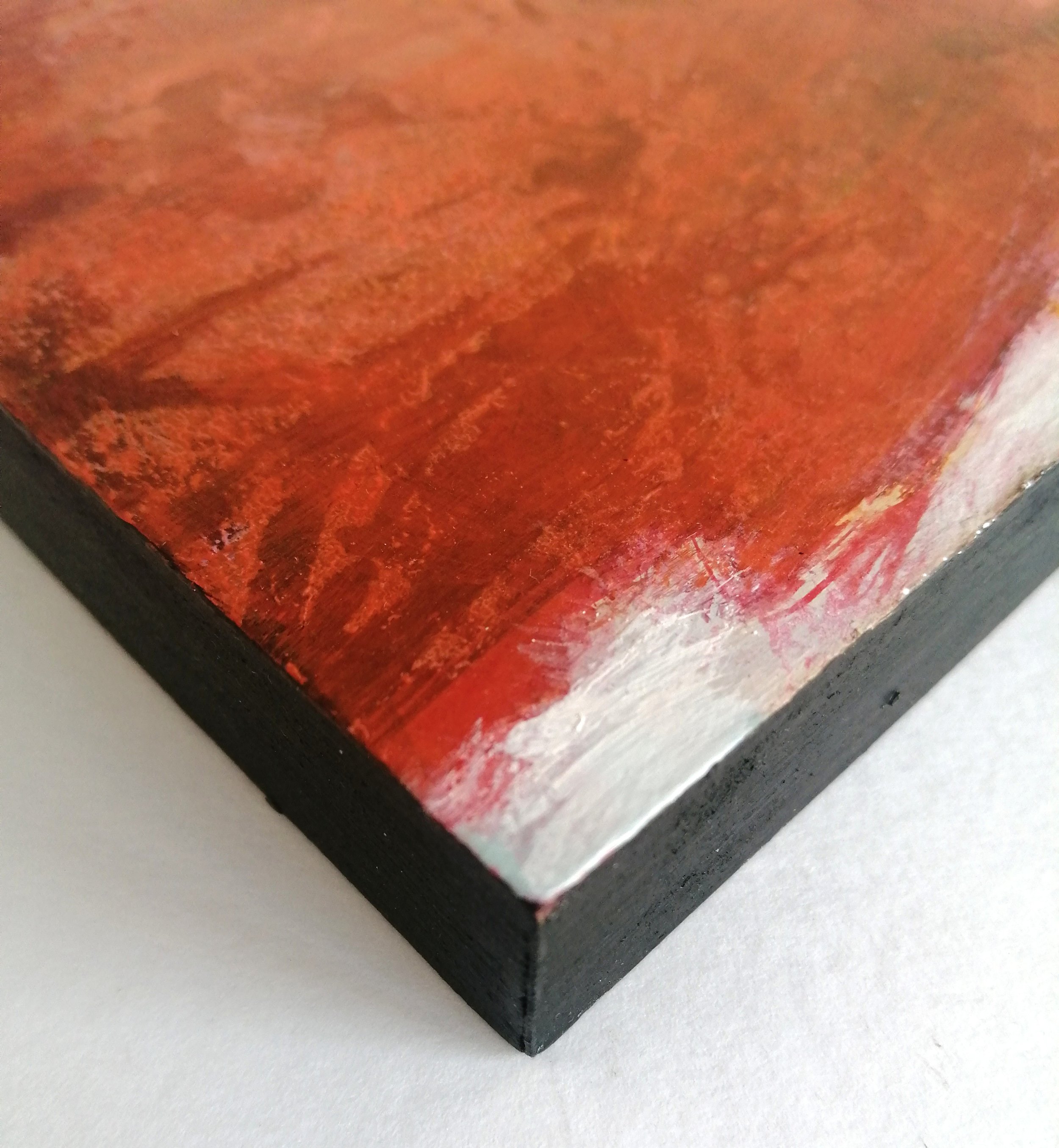 303. Red Mist Edge.jpg