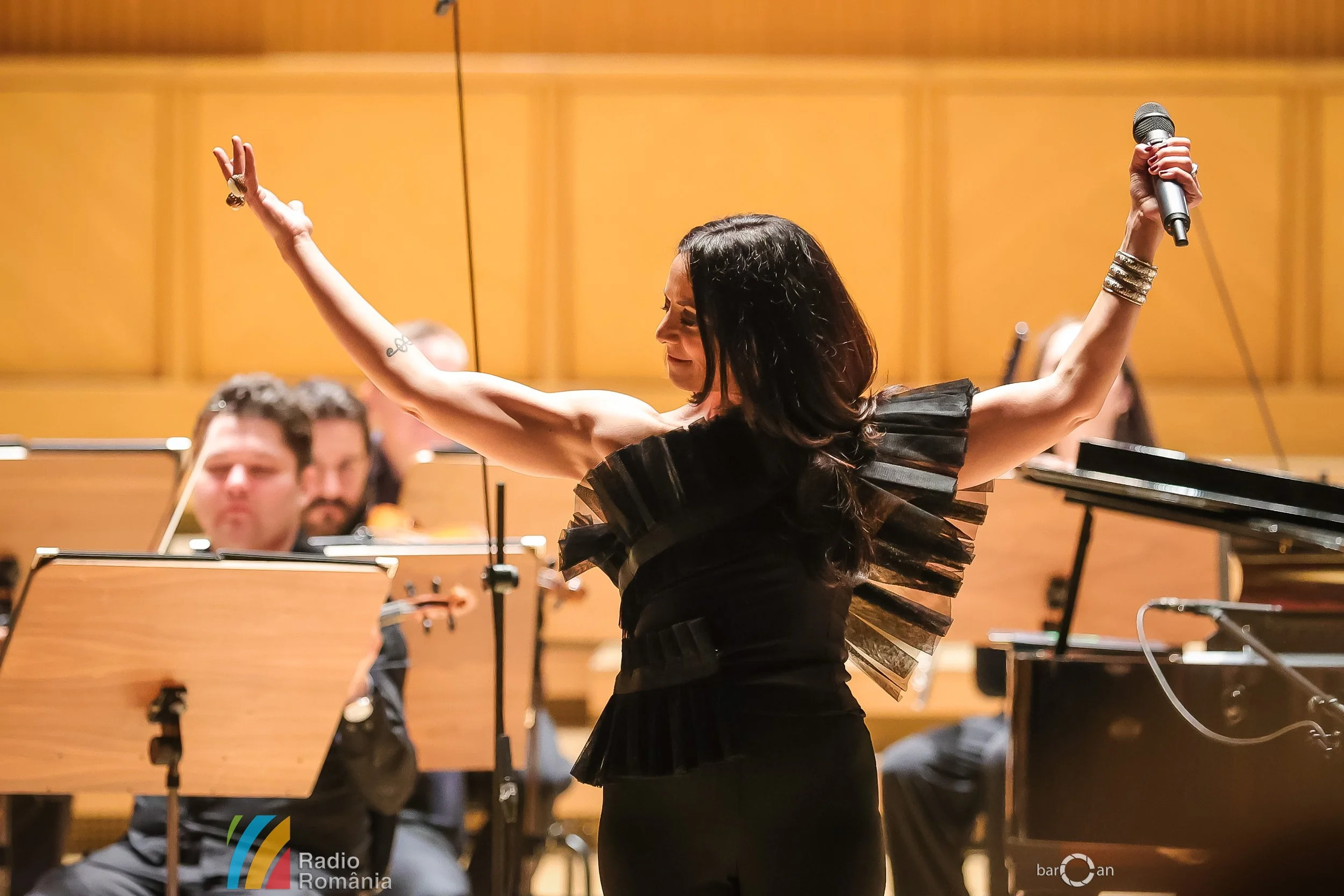 Anali Selis Tango 2.jpg