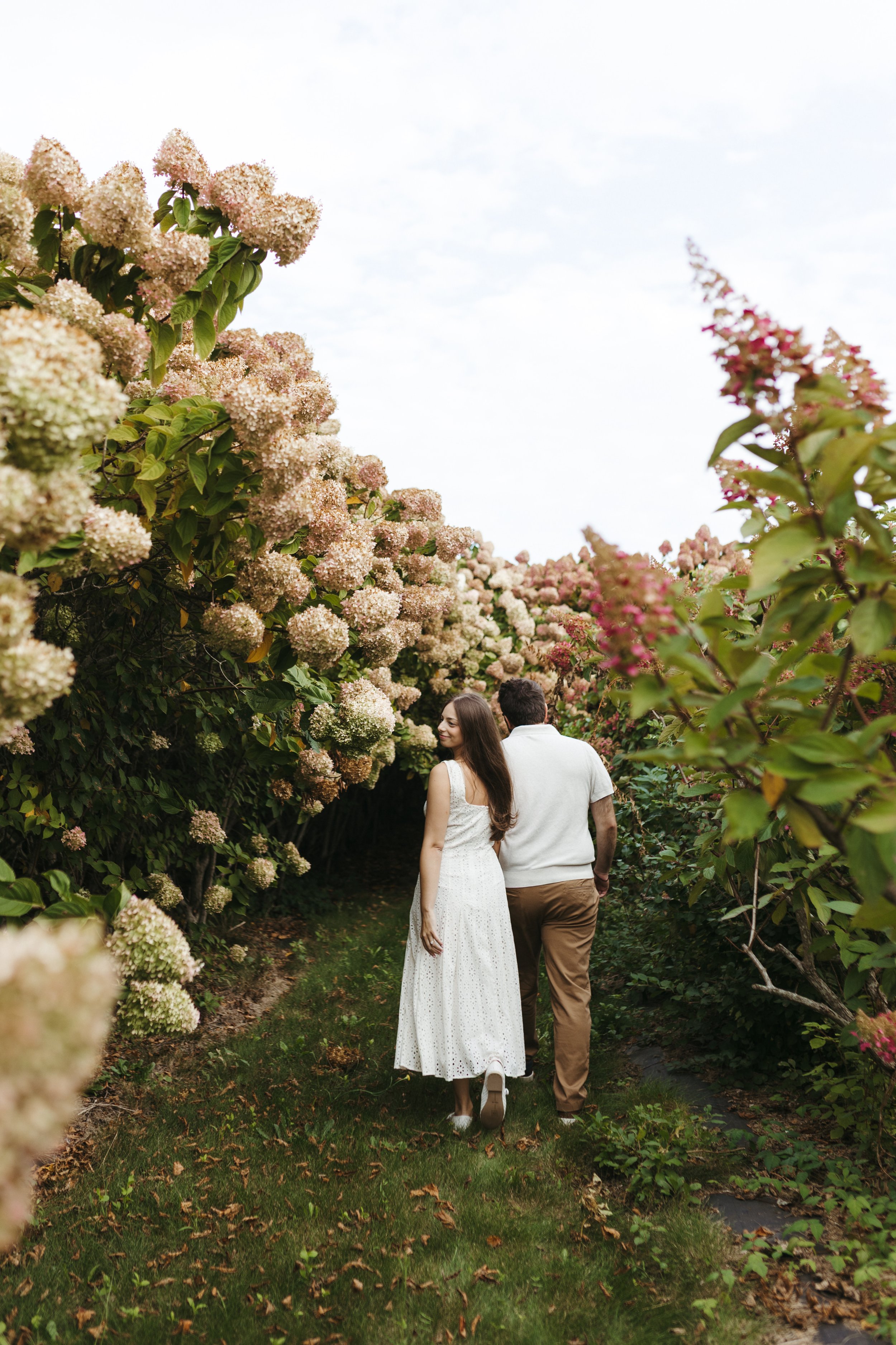 SaltAirFarmFallEngagementPhotos-1.jpg