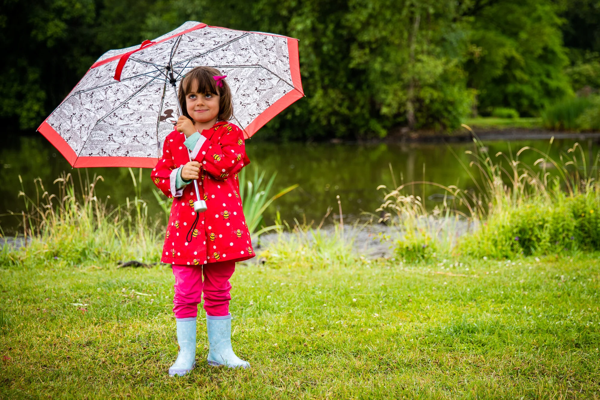 Amelia with umbrella 14072015.jpg