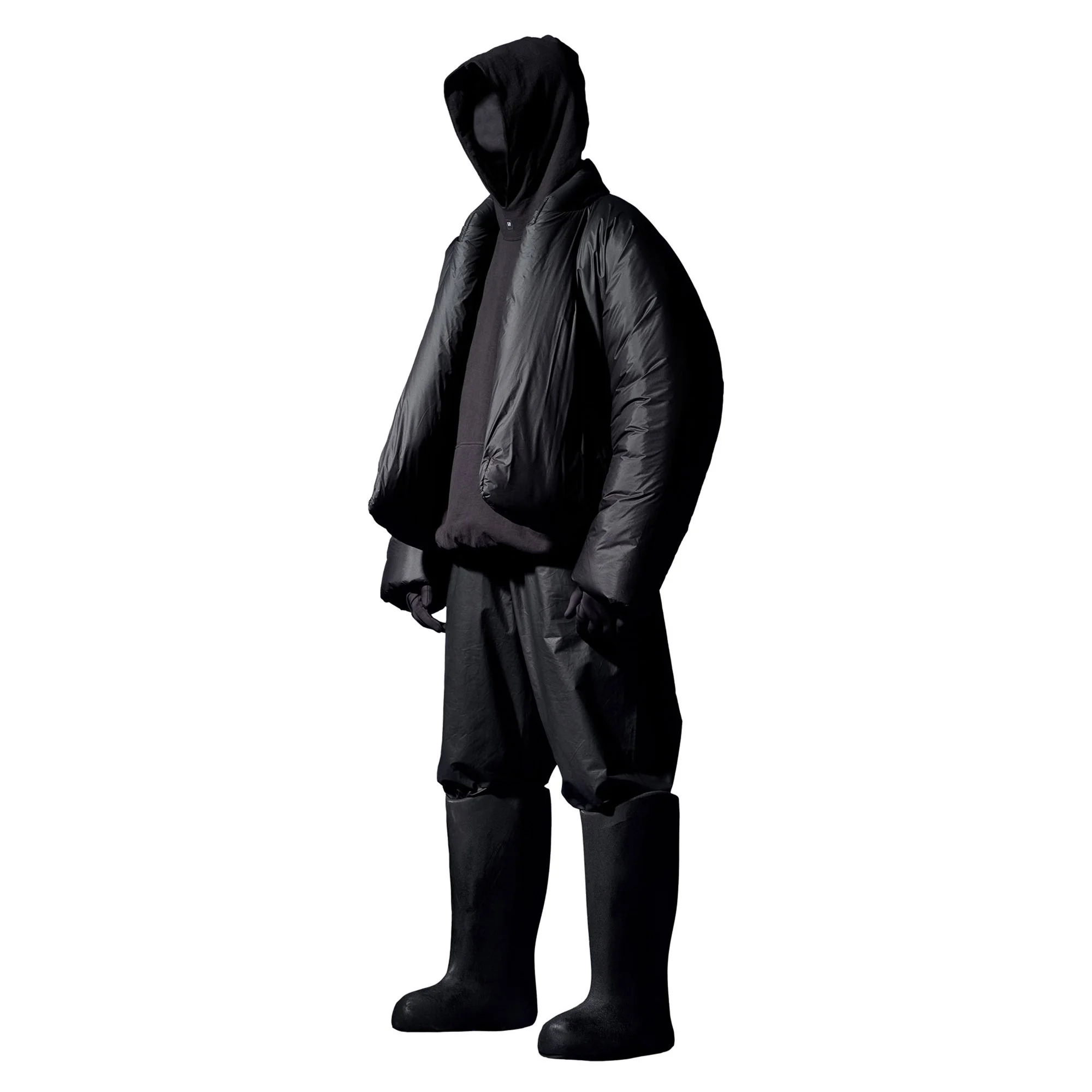 M-ROUND JACKET 2-3QT.jpeg