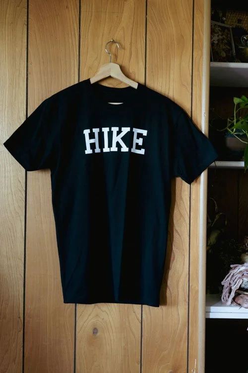 Field_Tee_Hike_Wall.jpg