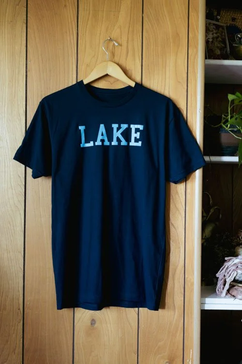 Field_Tee_Lake_Wall.jpg