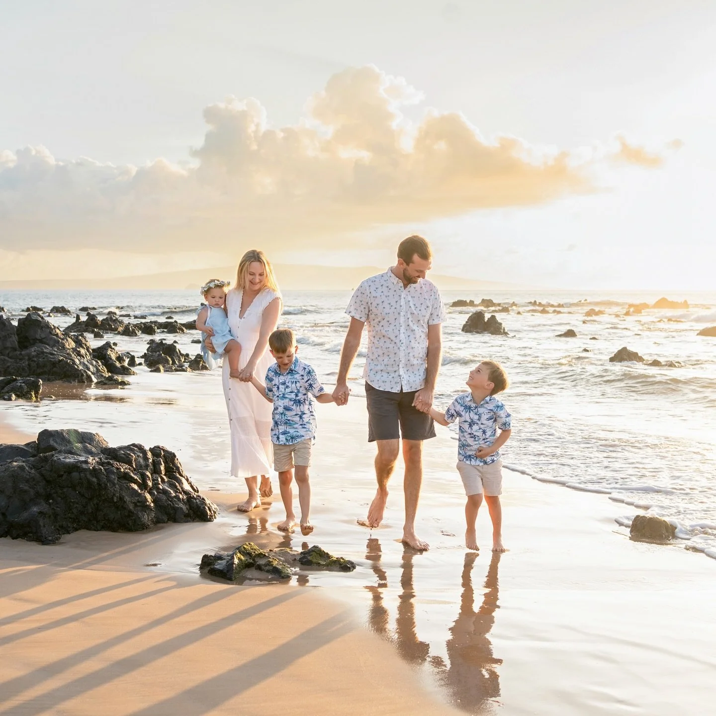 The best souvenir? Family photos on your favorite beach!

#sonomacountyphotographer #marincountyphotographer #familyphotographer #maui #hawaii