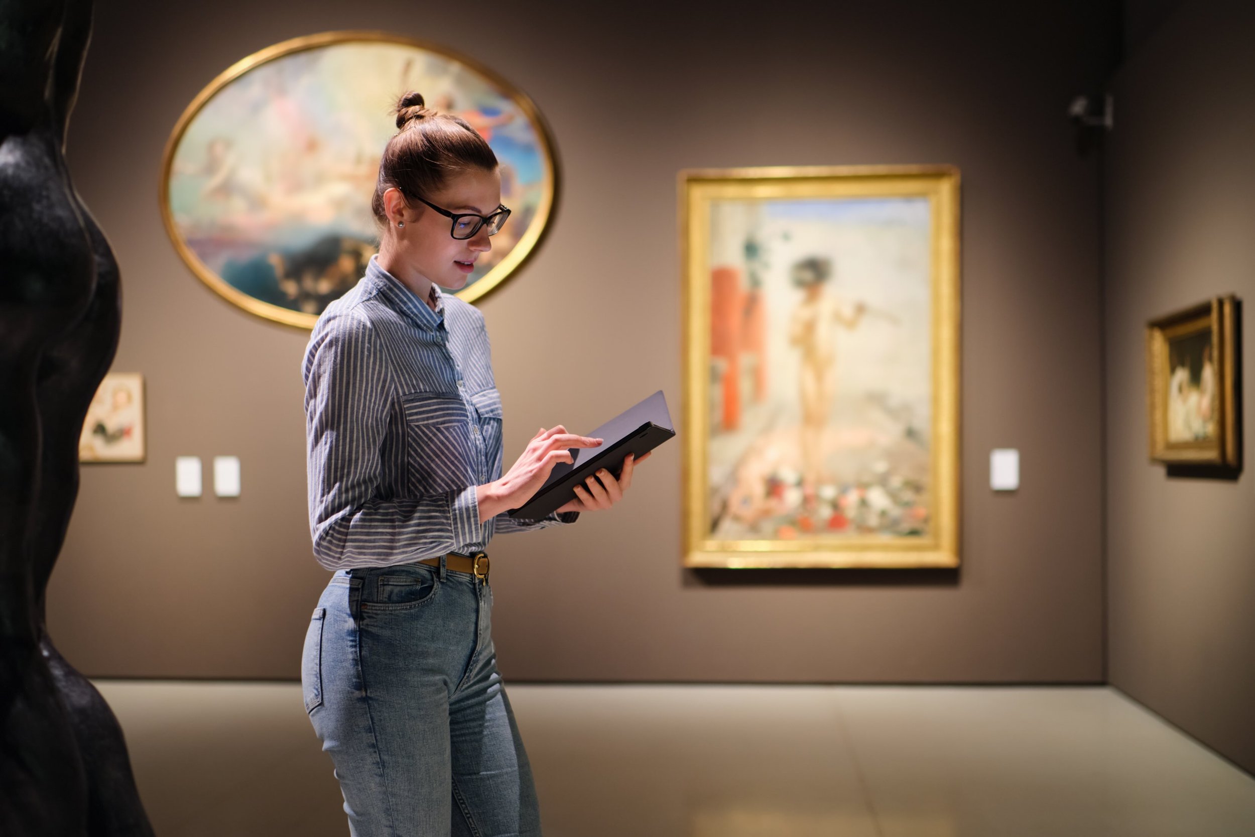 What Are Art Collectors Looking for in 2026? Why Story &amp; Originality Matter More Than Ever