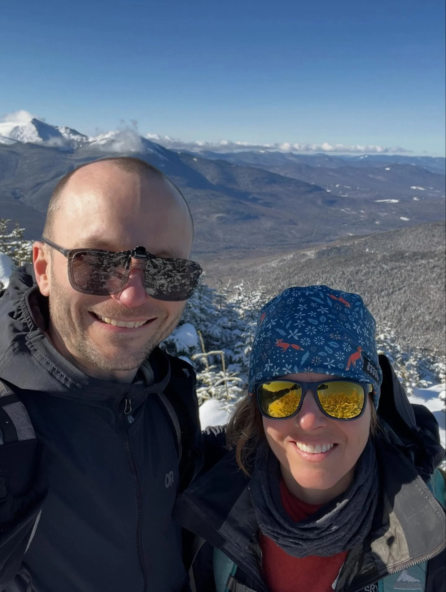 Fun weekend trip with @tysongrahamstudio up to the @appalachianmountainclub Carter Notch hut in New Hampshire ❄️