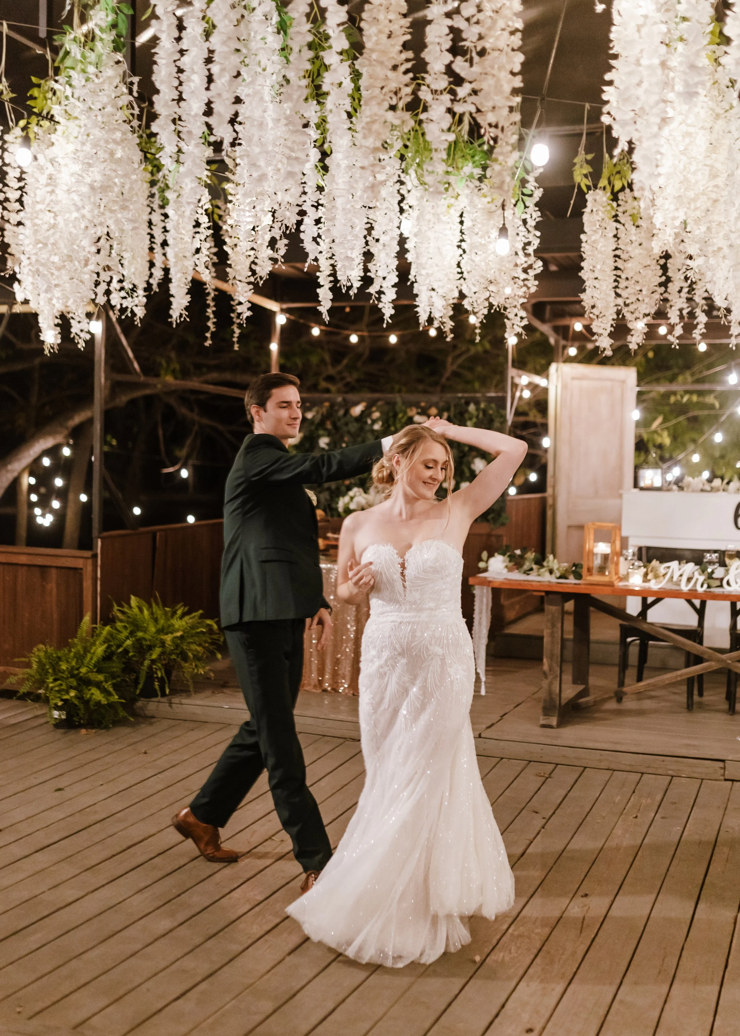 Hailey-Nicole-Creative-Dallas-Fort-Worth-Wedding-Photographer-The-Barbers-558.jpg