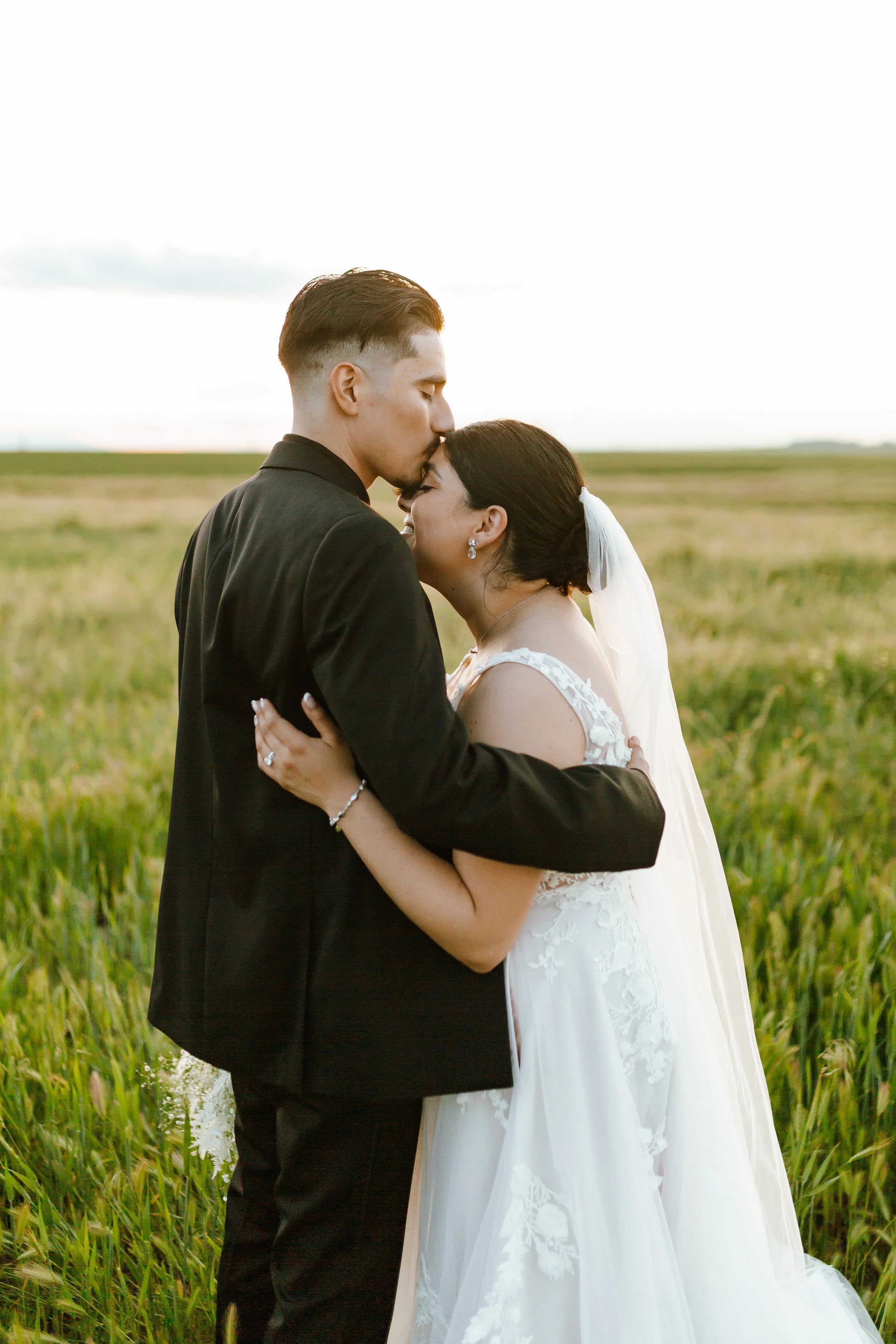 Hailey Nicole Creative | North Texas Western + Wedding Photographer | Rustic Boho Wedding in Tri-Cities, WA at Willow Inspired