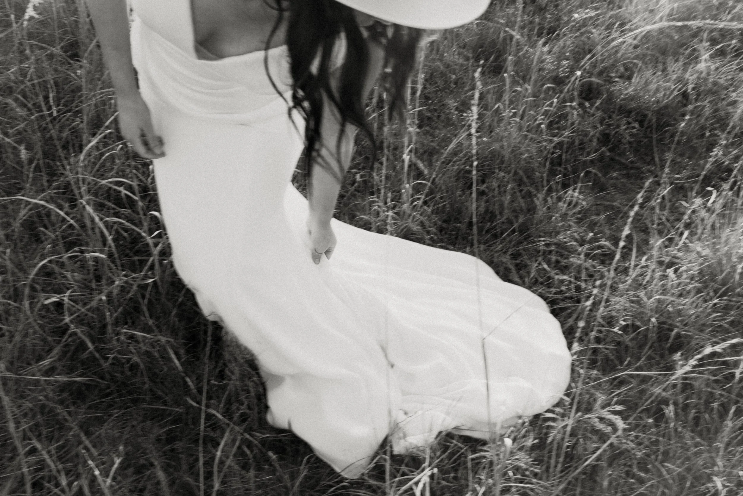 Hailey Nicole Creative | DFW Wedding Photographer | Tandy Hills Bridal Photography in Fort Worth, Texas