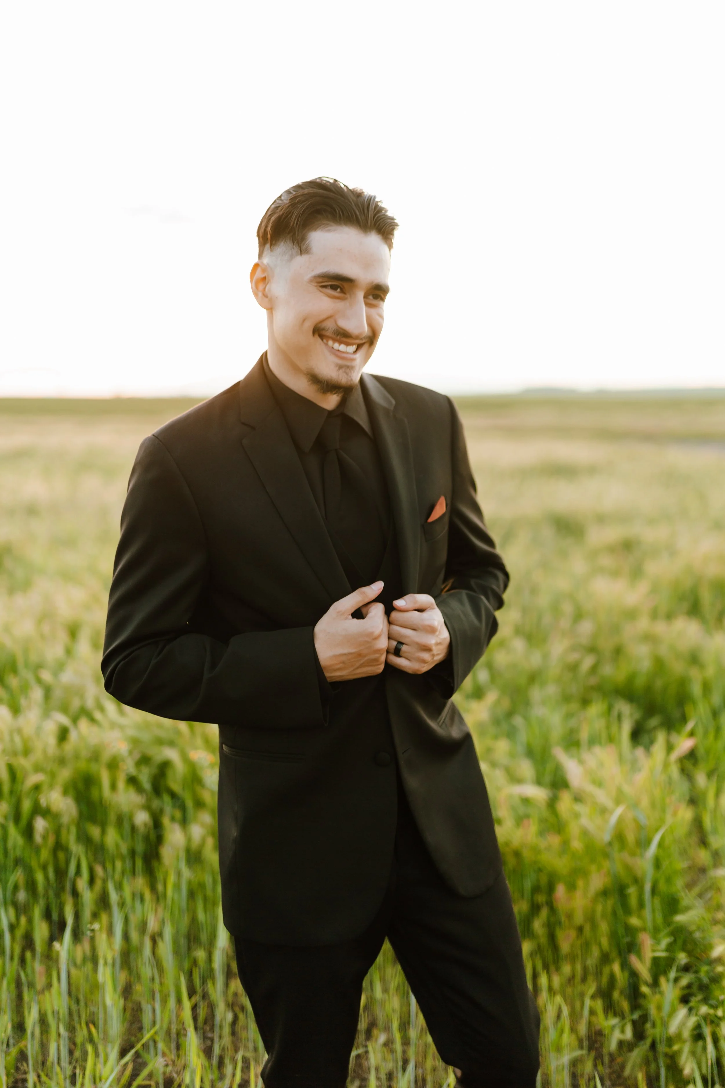 Hailey Nicole Creative | North Texas Western + Wedding Photographer | Rustic Boho Wedding in Tri-Cities, WA at Willow Inspired