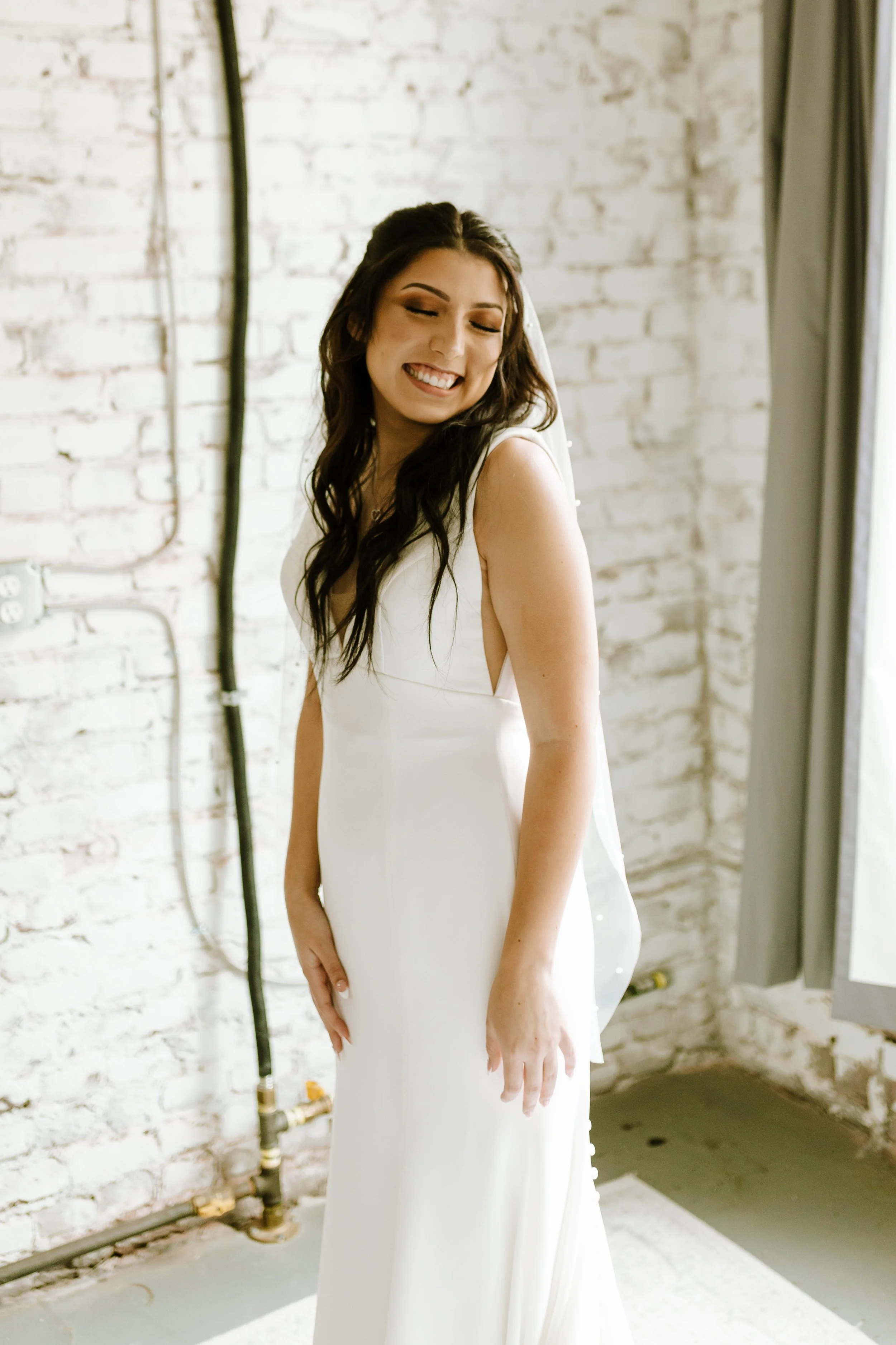 Hailey Nicole Creative | Minimal and Industrial Wedding photography at the Eagle Historic Warehouse in Hilsboro, Texas | DFW Wedding and Engagement Photographer