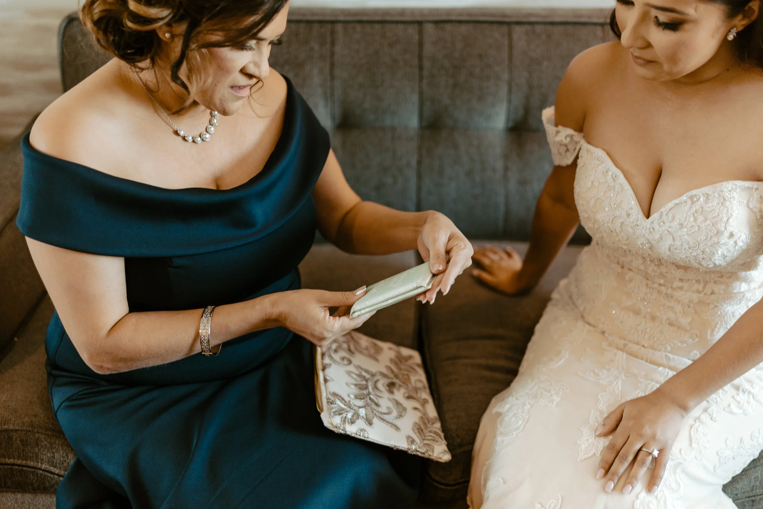 Hailey-Nicole-Creative-Dallas-Fort-Worth-Wedding-Photographer-The-Cabrals-50.jpg