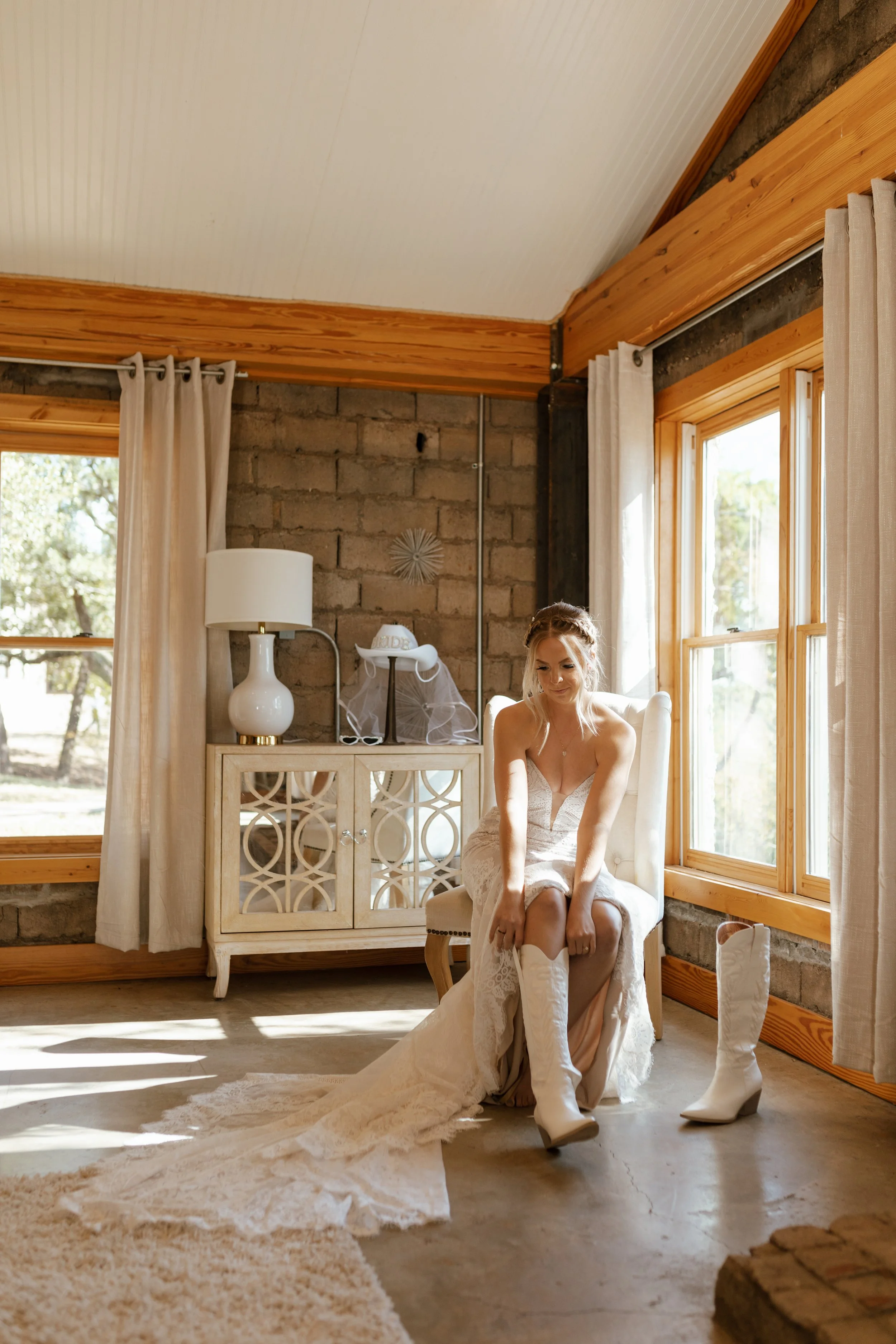 The Berkeleys ╬ Boho Western Wedding at Rest Yourself River Ranch, Mineral Wells