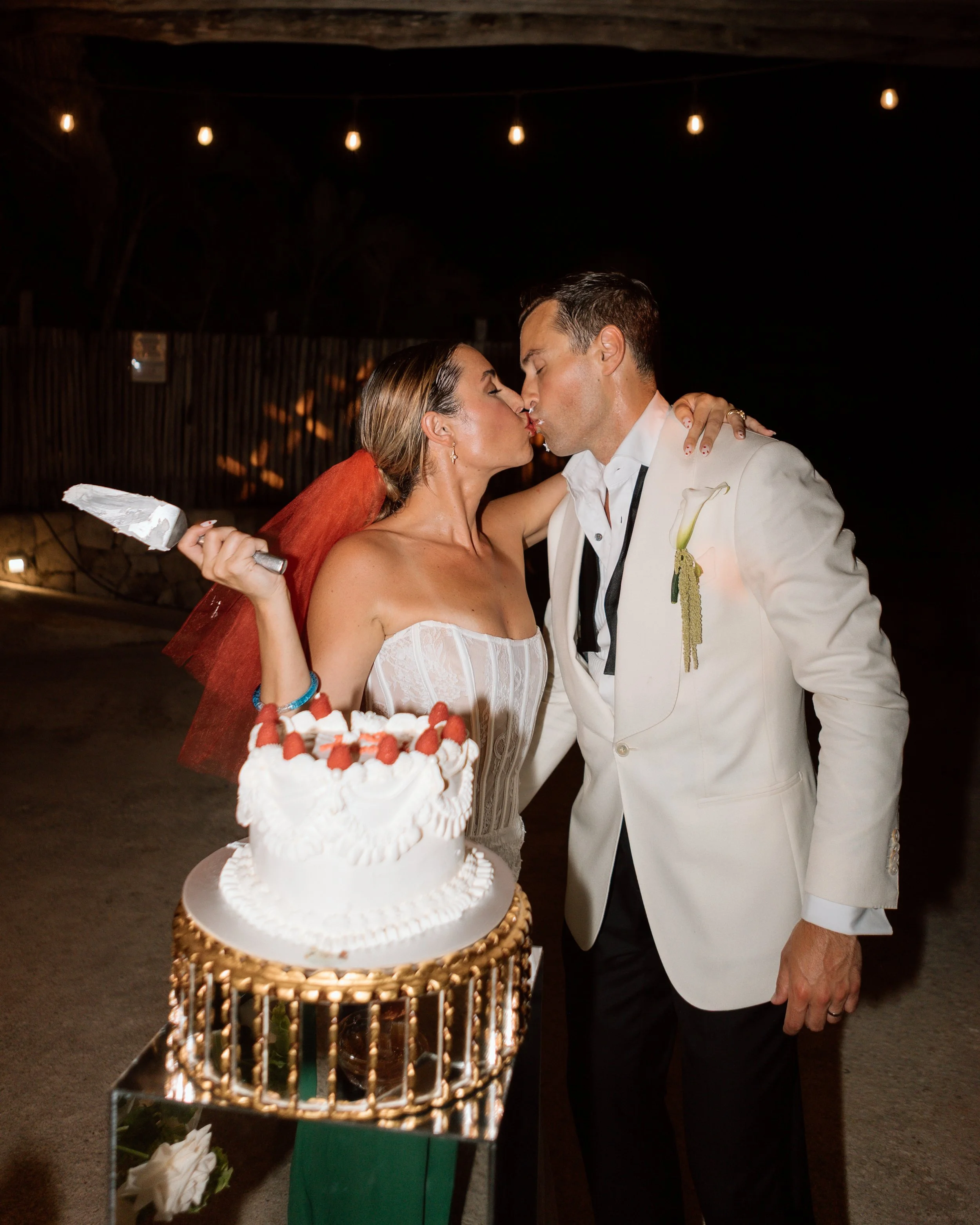 By-Hailey-Nicole-Photo-DFW-Texas-wedding-Photographer-Hopson-Lynch-reception2-106.jpg