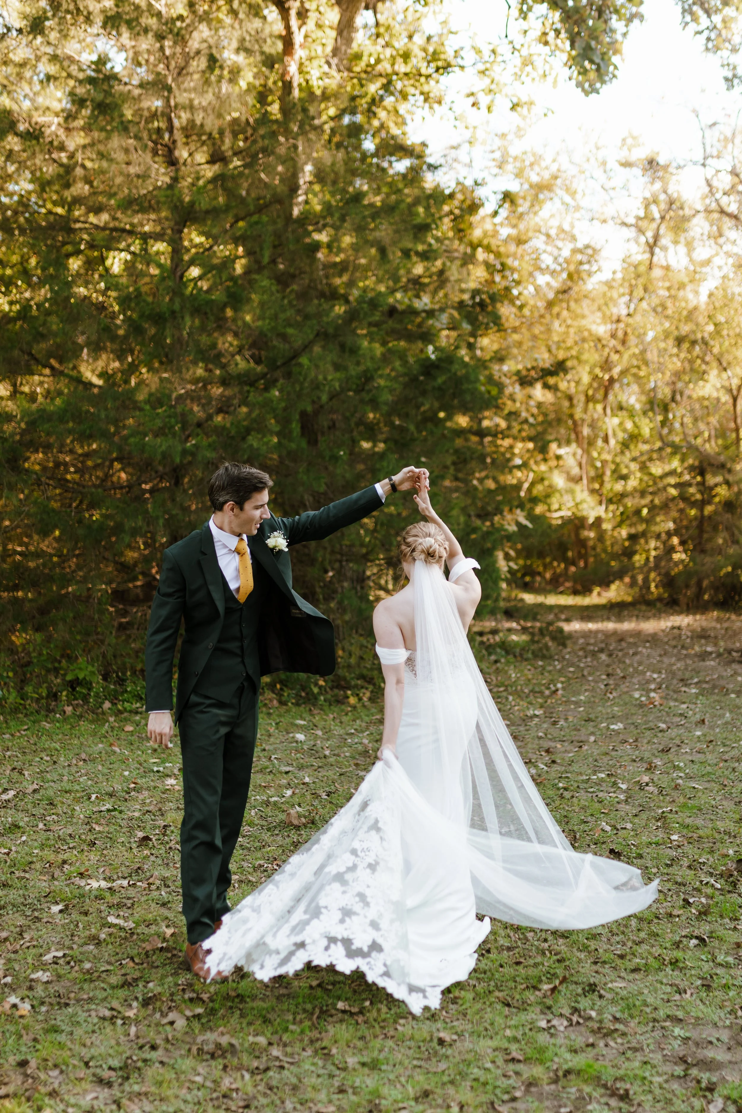 Hailey-Nicole-Creative-Dallas-Fort-Worth-Wedding-Photographer-The-Barbers-361.jpg