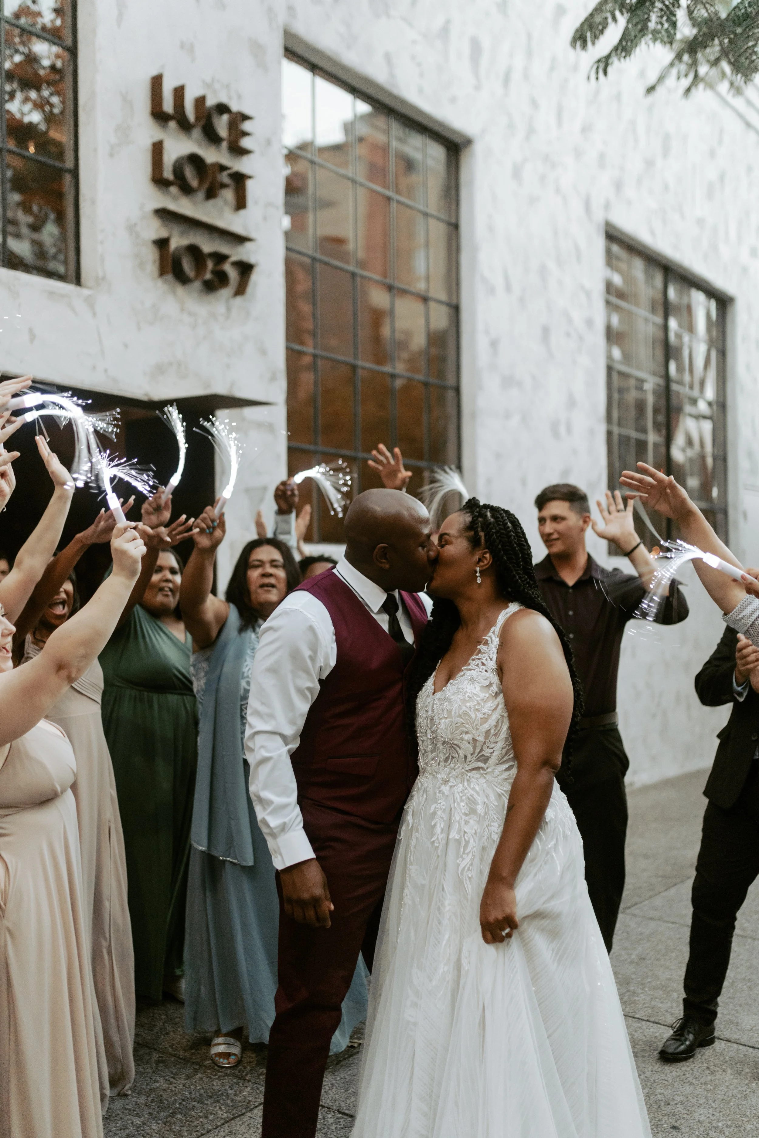 Hailey-Nicole-Creative-Dallas-Fort-Worth-Wedding-Photographer-The-Brooks-605.jpg