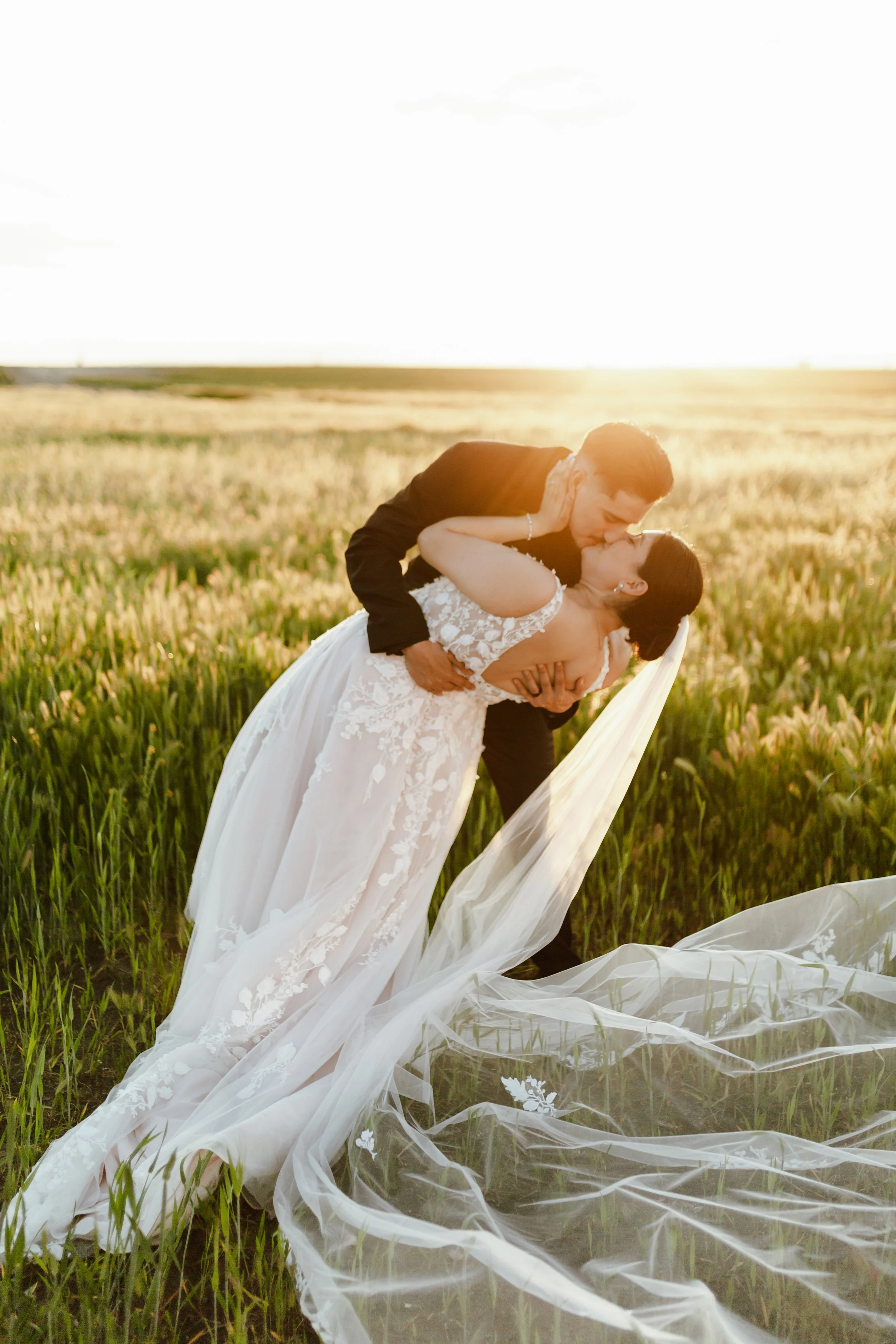 Hailey Nicole Creative | North Texas Western + Wedding Photographer | Rustic Boho Wedding in Tri-Cities, WA at Willow Inspired