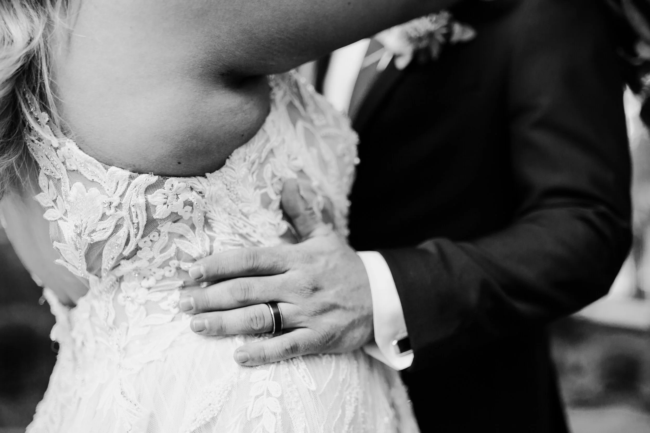 Hailey Nicole Creative modern, minimal, and romantic summer wedding at the Gardens at West Green in San Antonio, Texas