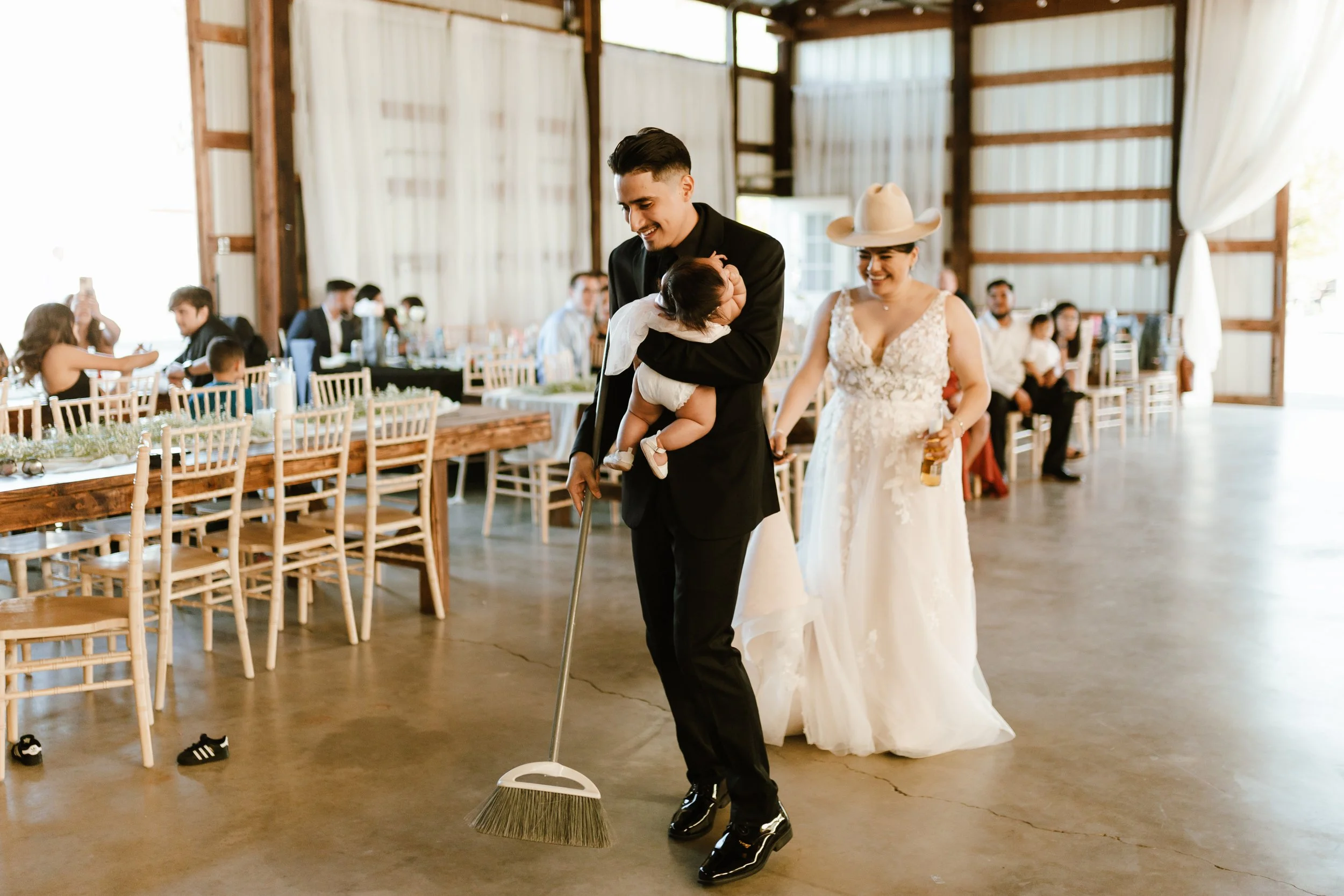 Hailey Nicole Creative | North Texas Western + Wedding Photographer | Rustic Boho Wedding in Tri-Cities, WA at Willow Inspired