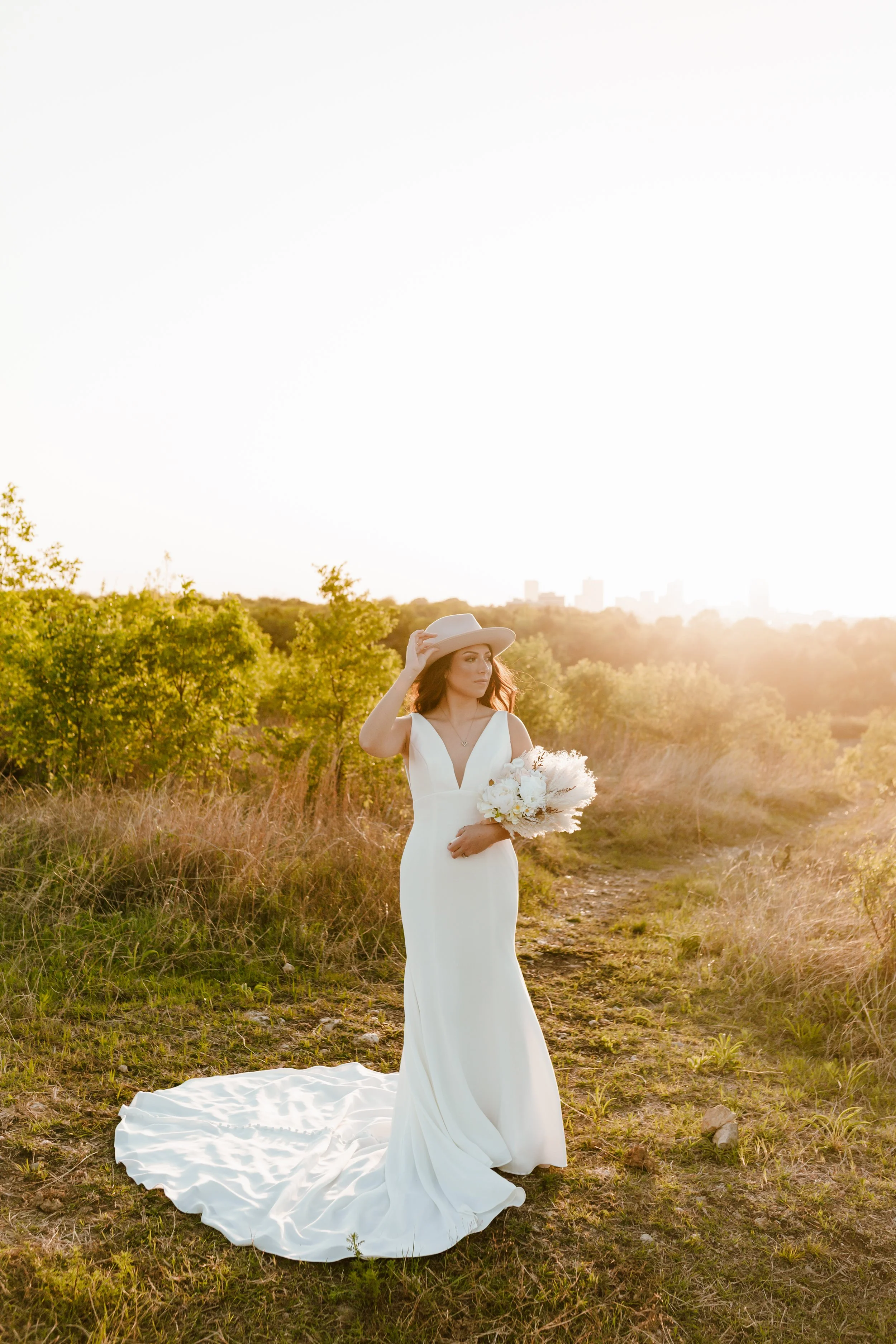 Hailey Nicole Creative | DFW Wedding Photographer | Tandy Hills Bridal Photography in Fort Worth, Texas