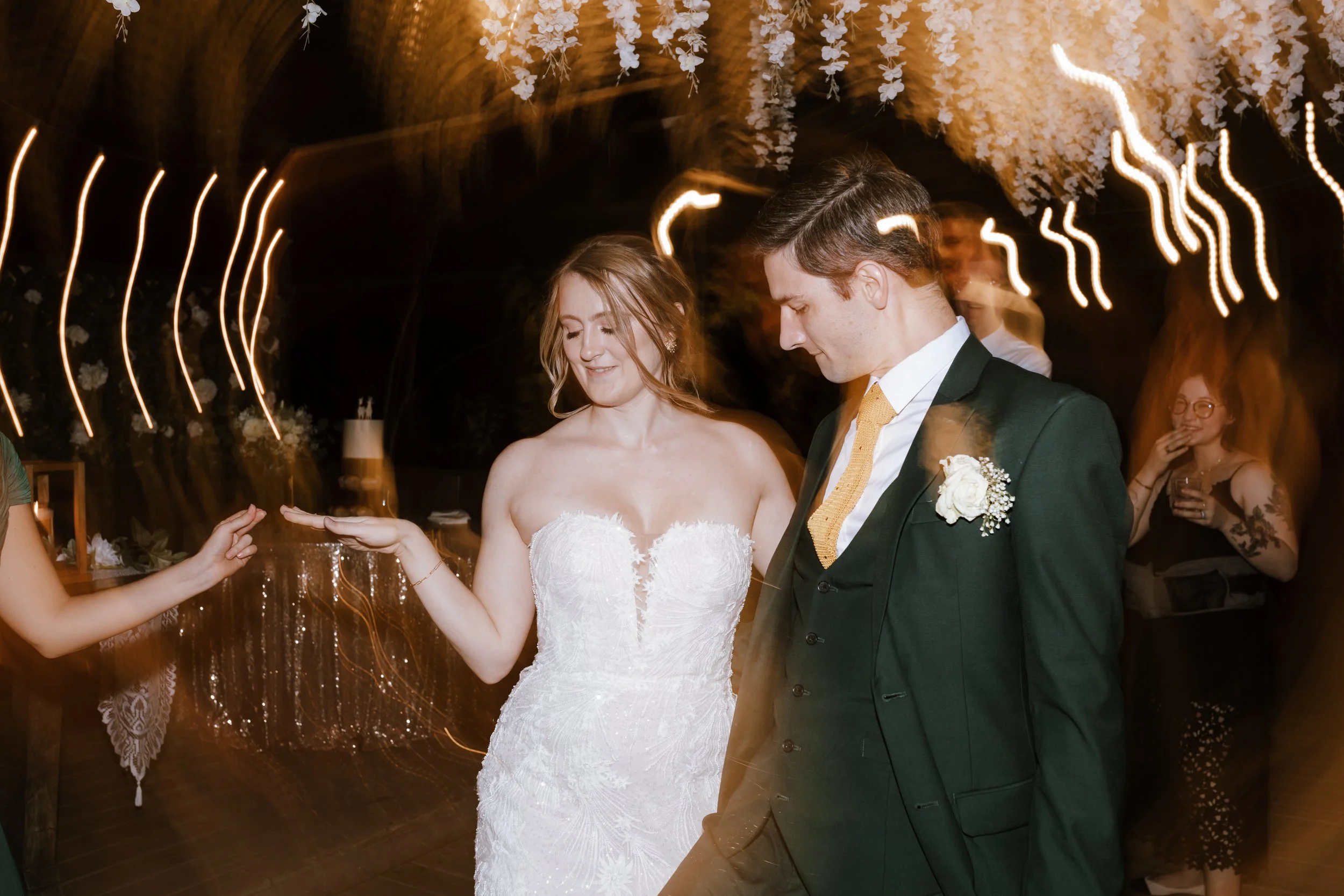 Hailey-Nicole-Creative-Dallas-Fort-Worth-Wedding-Photographer-The-Barbers-601.jpg