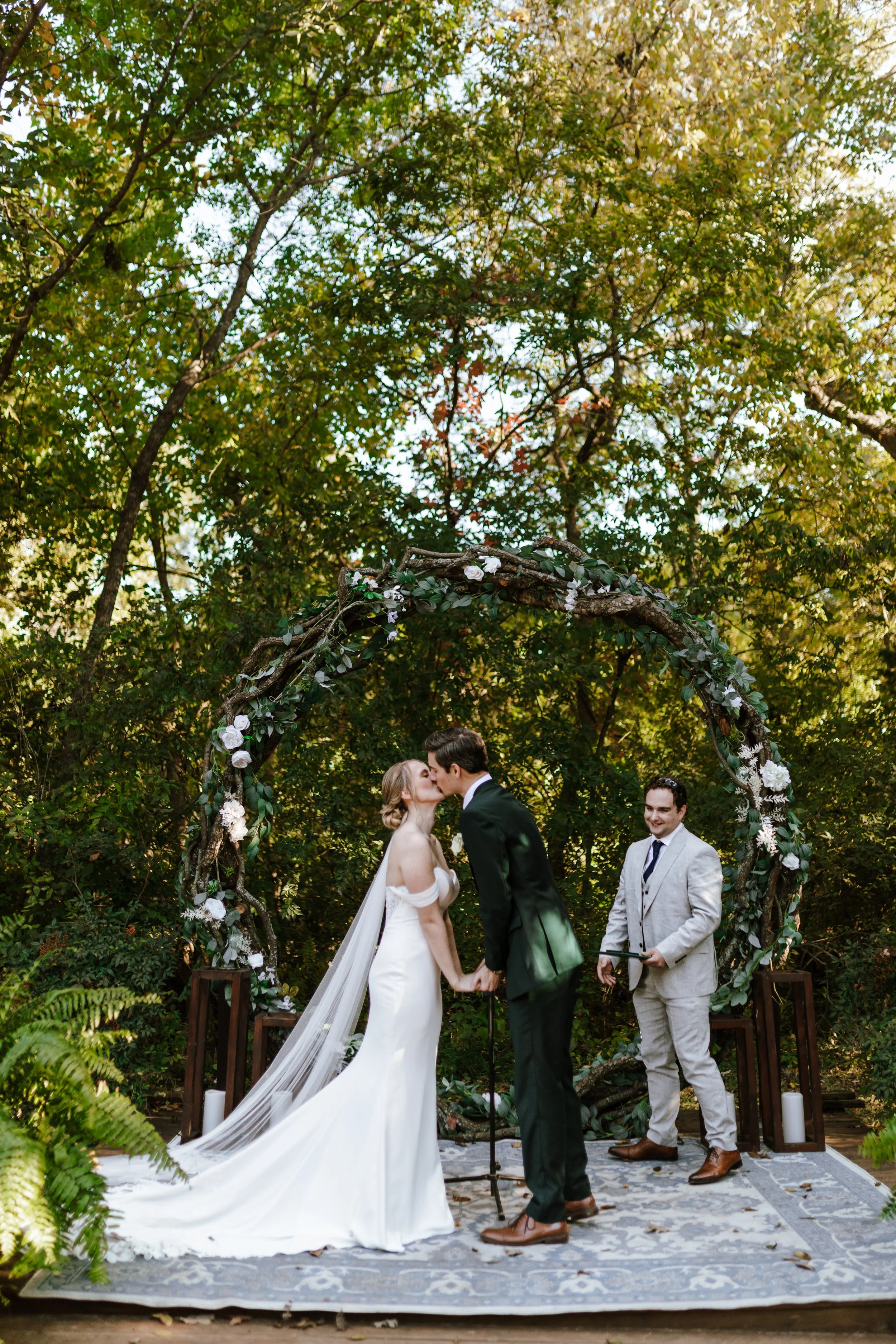 Hailey-Nicole-Creative-Dallas-Fort-Worth-Wedding-Photographer-sneaks-8.jpg