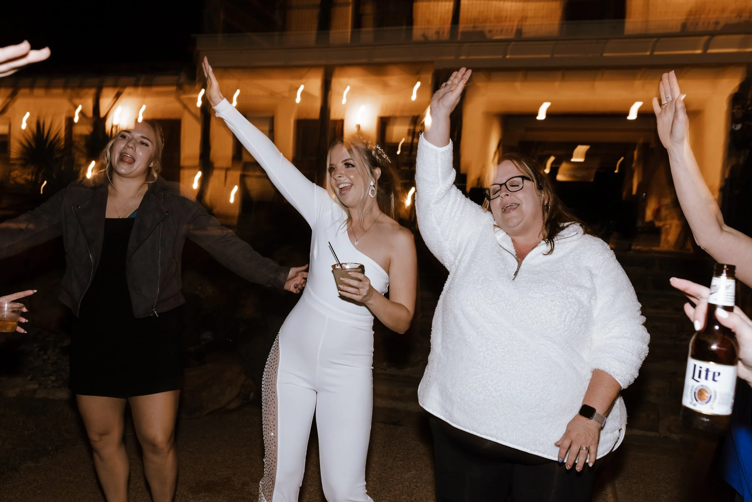 Hailey-Nicole-Creative-Dallas-Fort-Worth-Wedding-Photographer-The-Berkleys-721.jpg