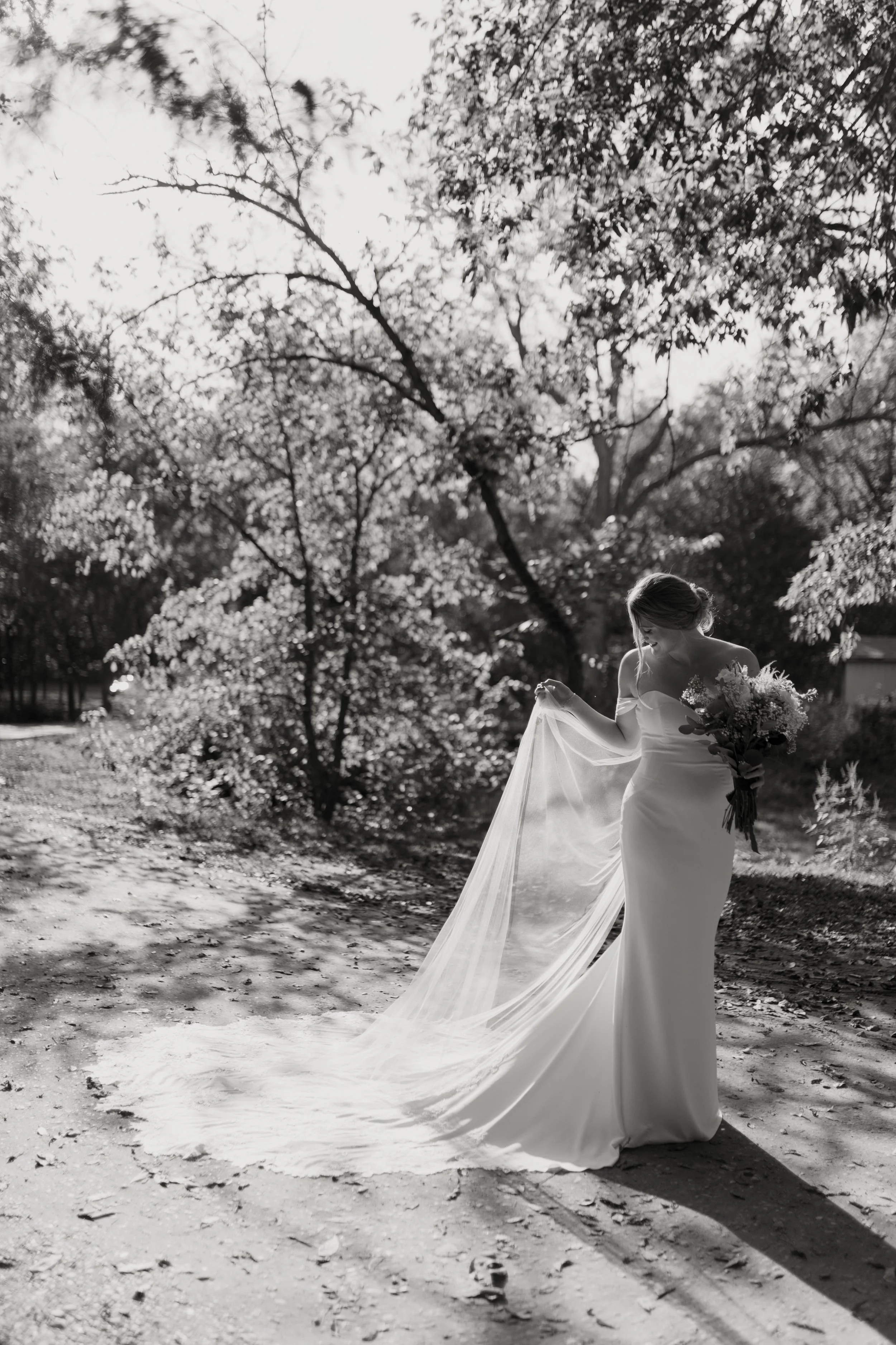 Hailey-Nicole-Creative-Dallas-Fort-Worth-Wedding-Photographer-The-Barbers-222.jpg