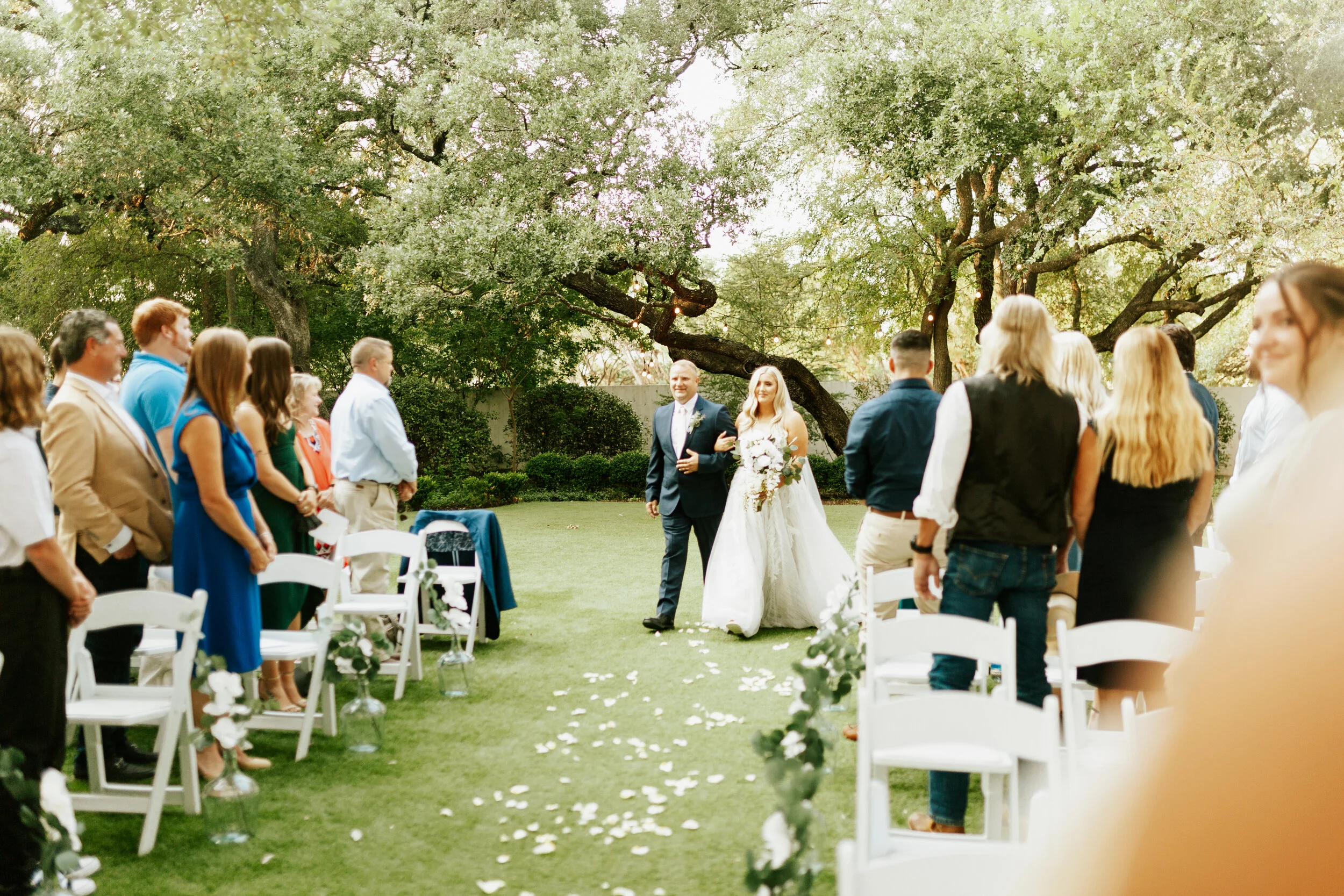 Hailey Nicole Creative modern, minimal, and romantic summer wedding at the Gardens at West Green in San Antonio, Texas