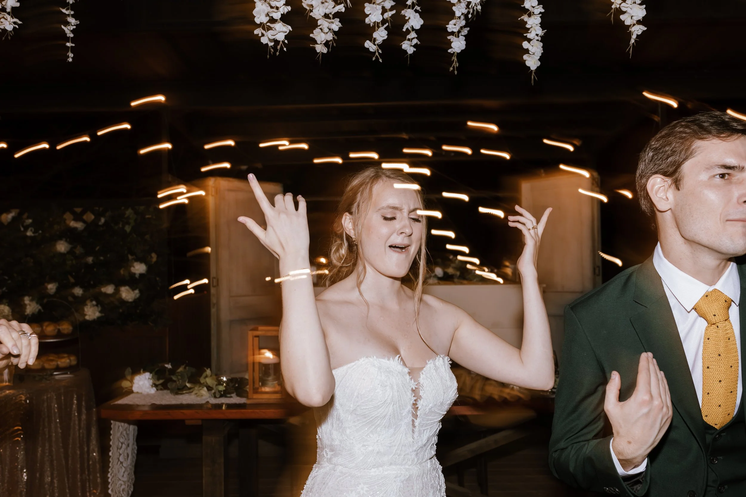 Hailey-Nicole-Creative-Dallas-Fort-Worth-Wedding-Photographer-The-Barbers-667.jpg