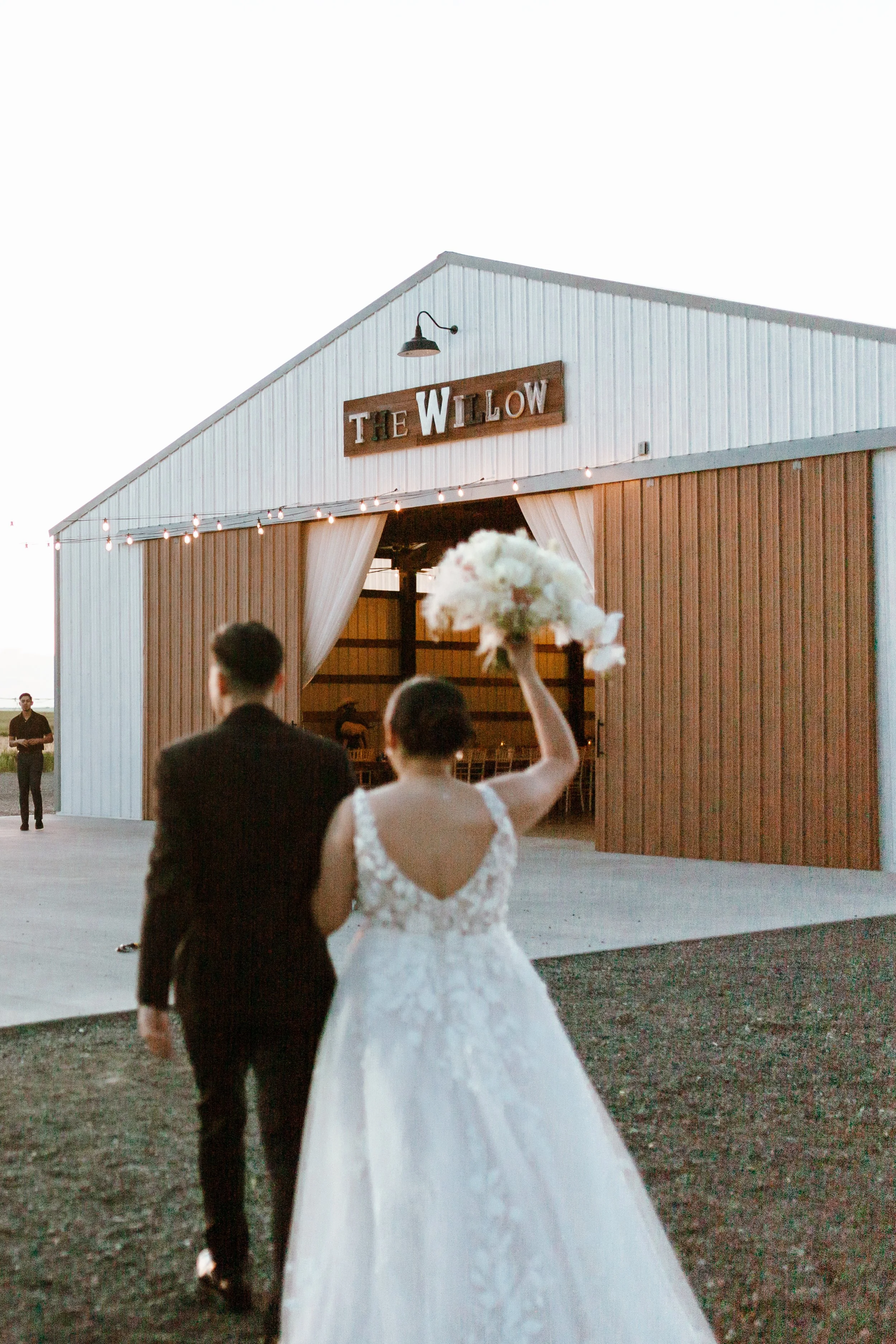 Hailey Nicole Creative | North Texas Western + Wedding Photographer | Rustic Boho Wedding in Tri-Cities, WA at Willow Inspired