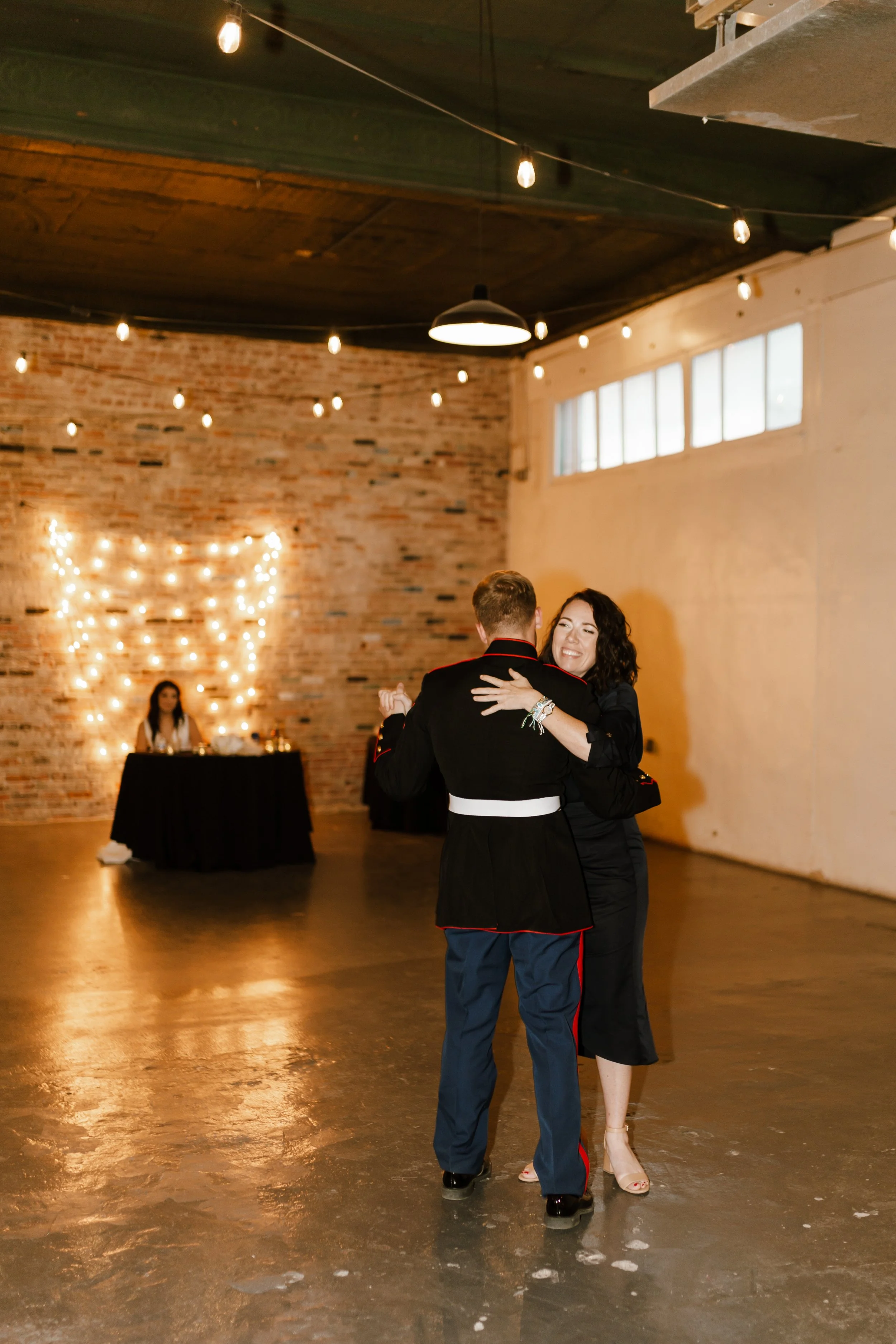 Hailey Nicole Creative | Minimal and Industrial Wedding photography at the Eagle Historic Warehouse in Hilsboro, Texas | DFW Wedding and Engagement Photographer